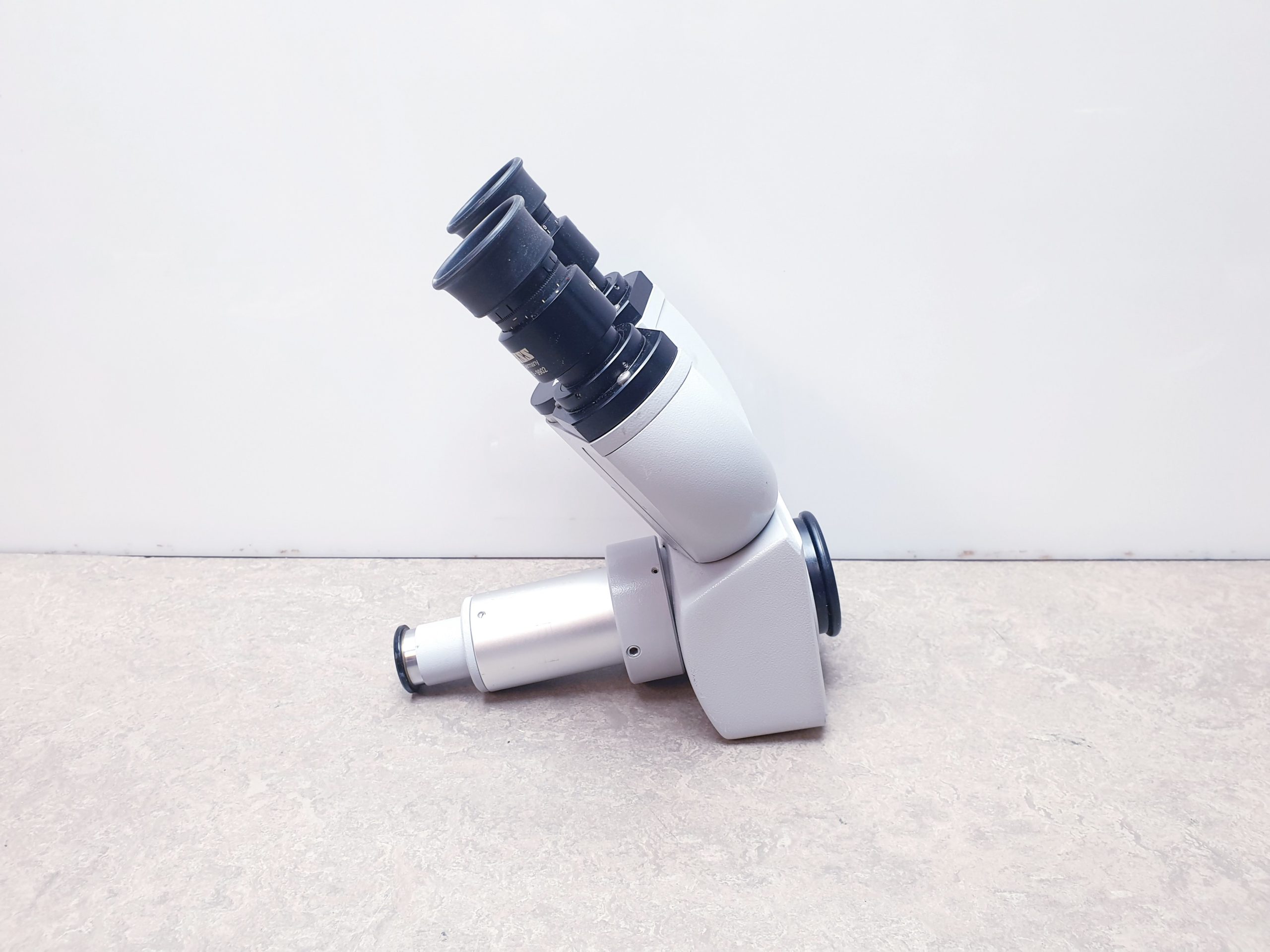 Zeiss 473028 + 46 40 43 – 9902 4Oculare Beobachter Kpl-W10X 18 thumbnail 5