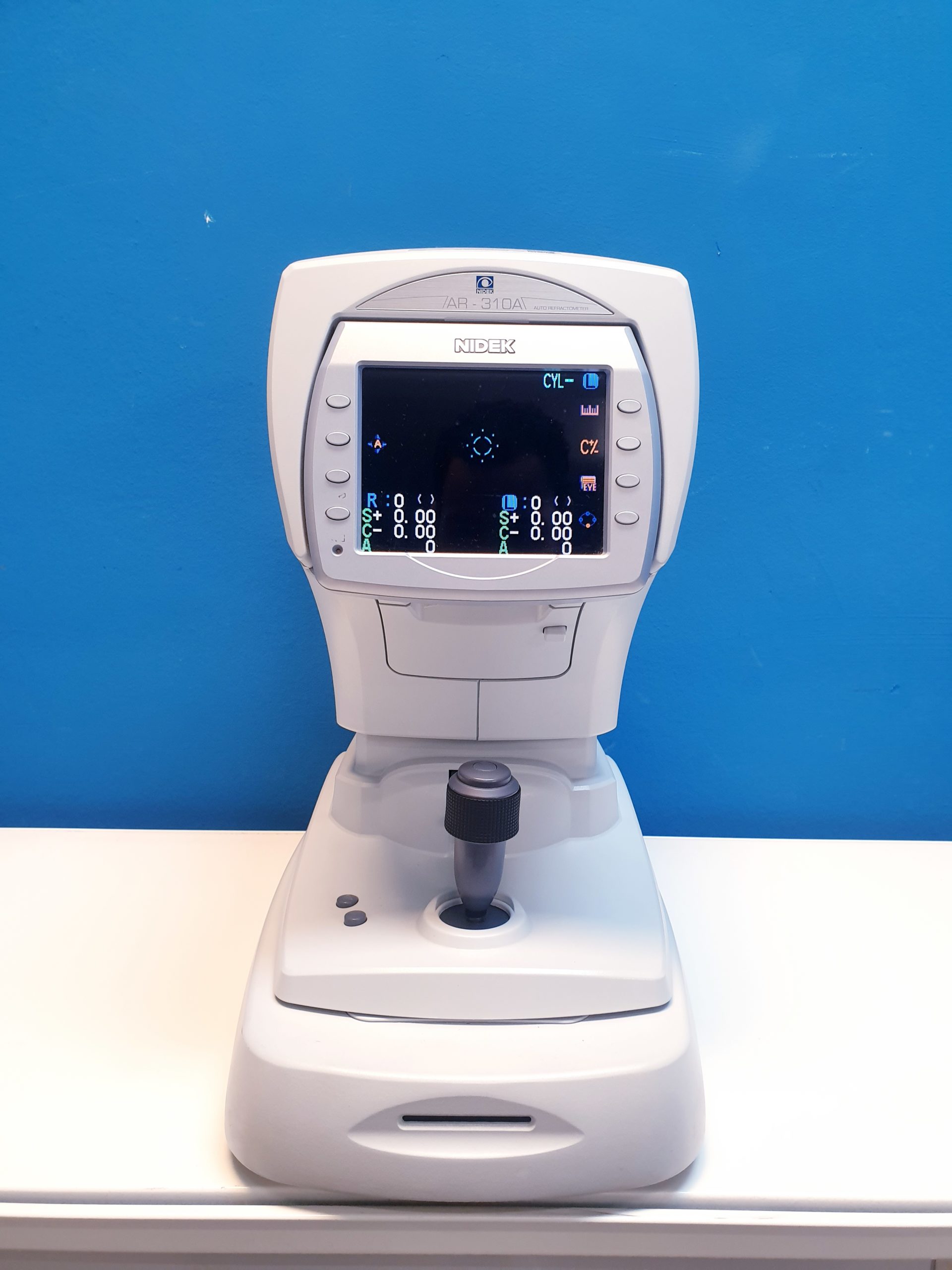 Nidek AR-310A Auto Refraktometer — image 1 of 13