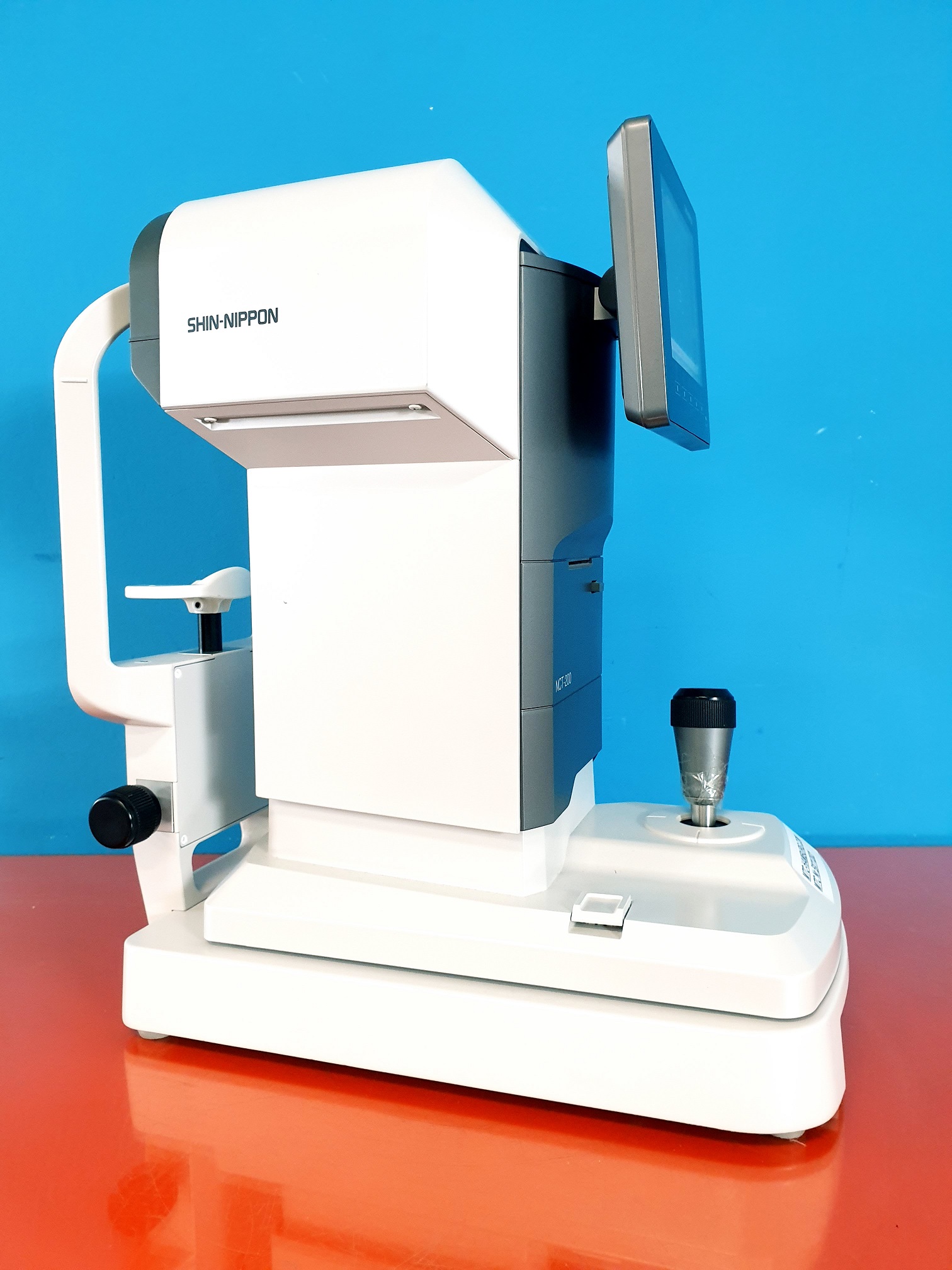 Shin-Nippon NCT-200 Tonometer thumbnail 2