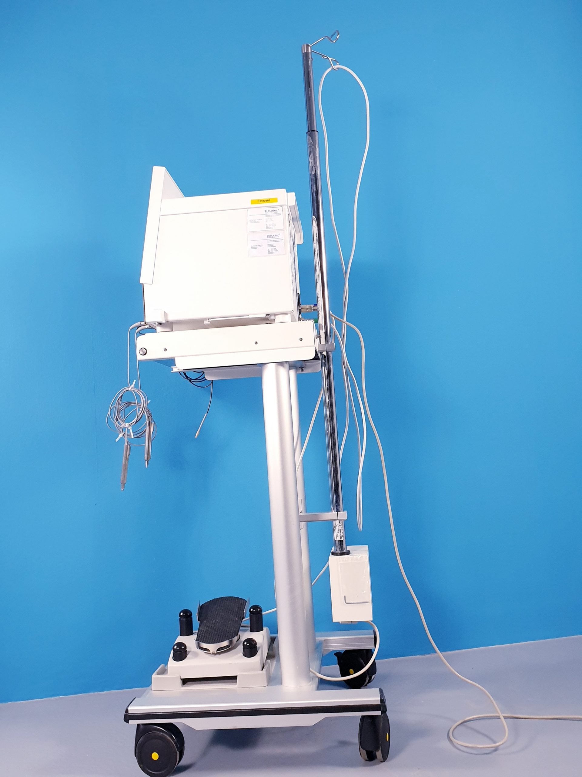Geuder Megatron S4 // S 4 Ophthalmic Microsurgical System thumbnail 8