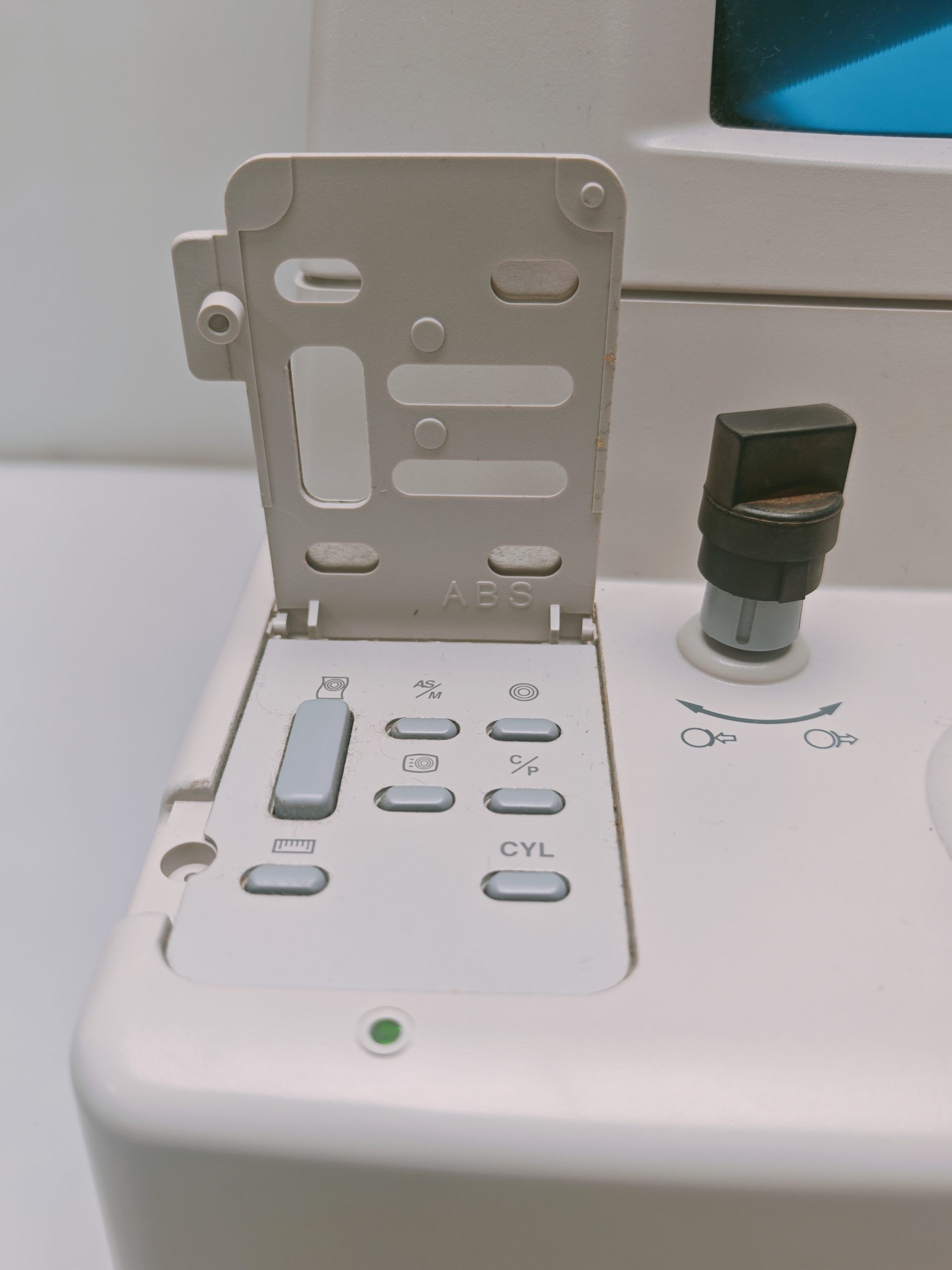 Topcon KR-8100P Autorefraktometer – ungeprüft thumbnail 4