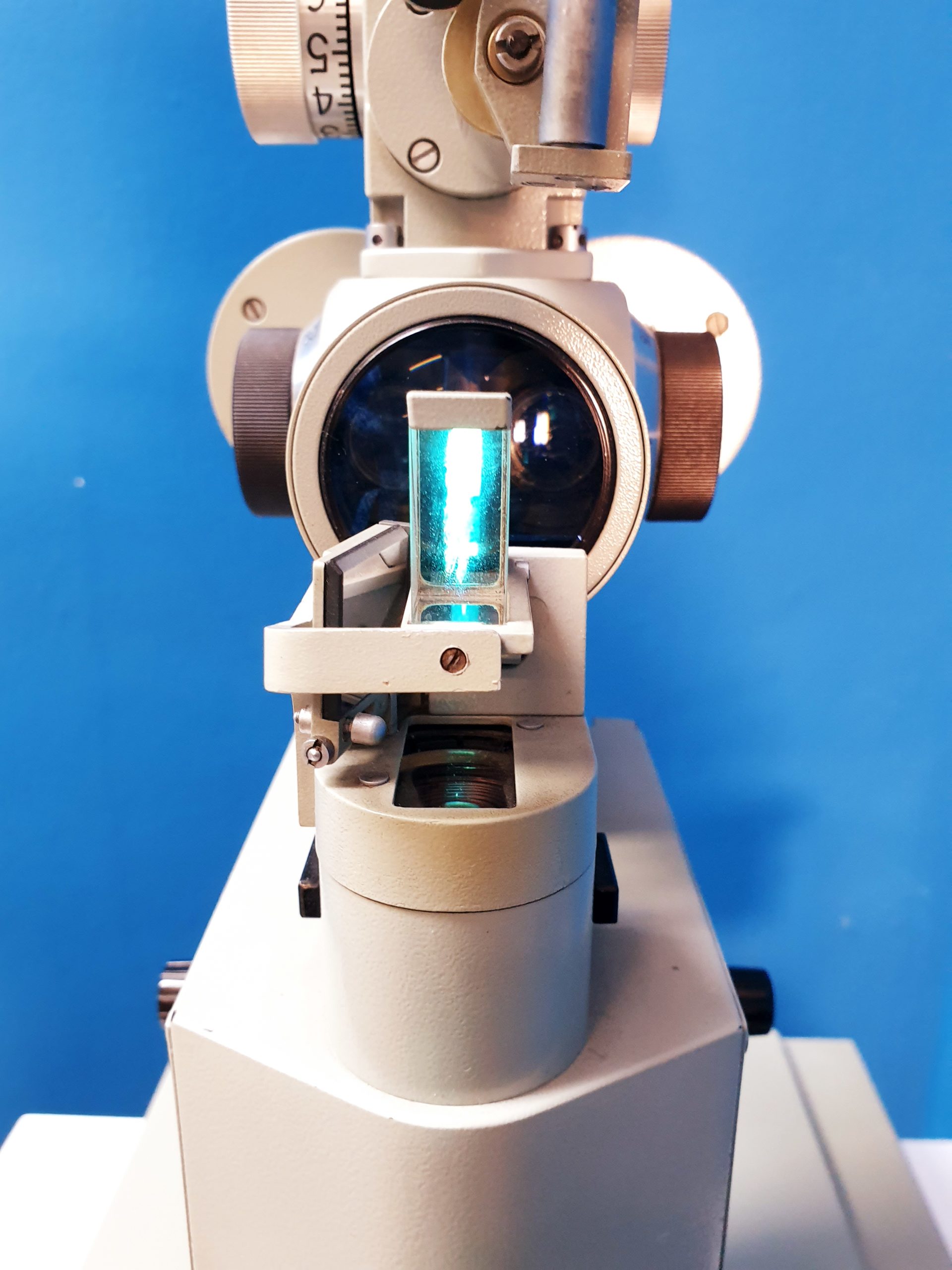 Carl Zeiss 91.14 – 15.08 – 86582 Spaltlampe auf Tisch thumbnail 6