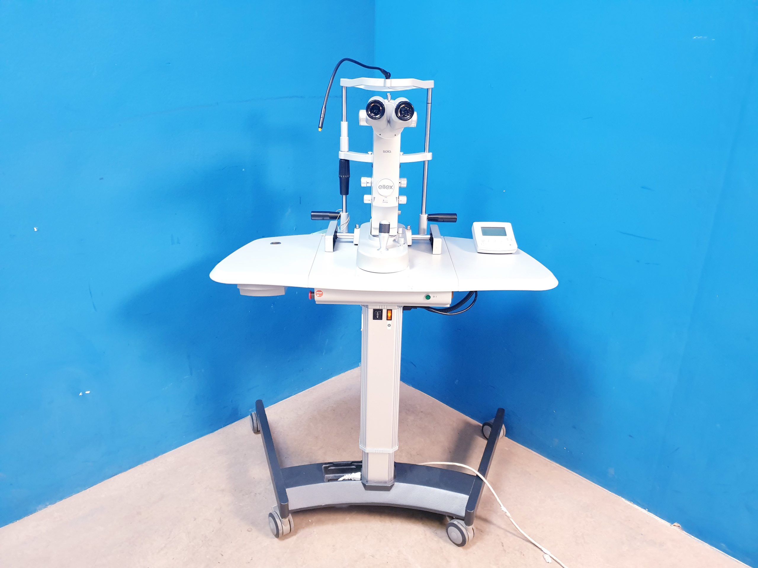 ELLEX SOLO LT5106-S Ophthalmologische Laser – 12.5x Eyepieces thumbnail 2