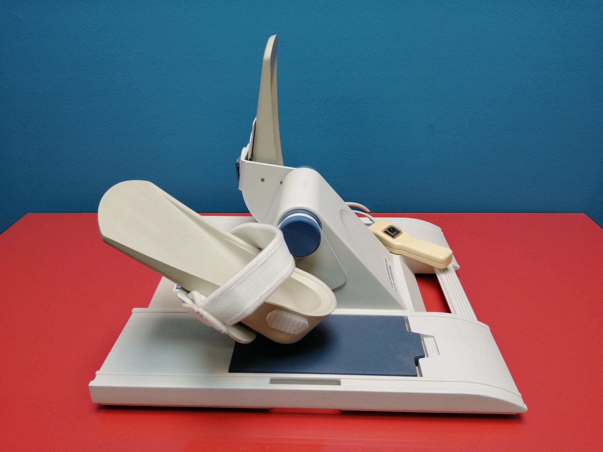 ORMED Artroflow Fusstrainingsgerät // Fusstherapiegerät — image 1 of 5