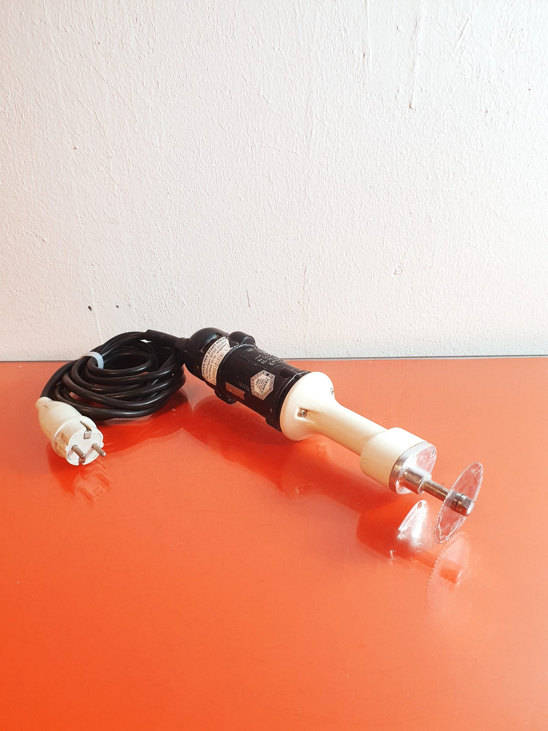 AESCULAP G-6100-05 – Gipssäge thumbnail 2