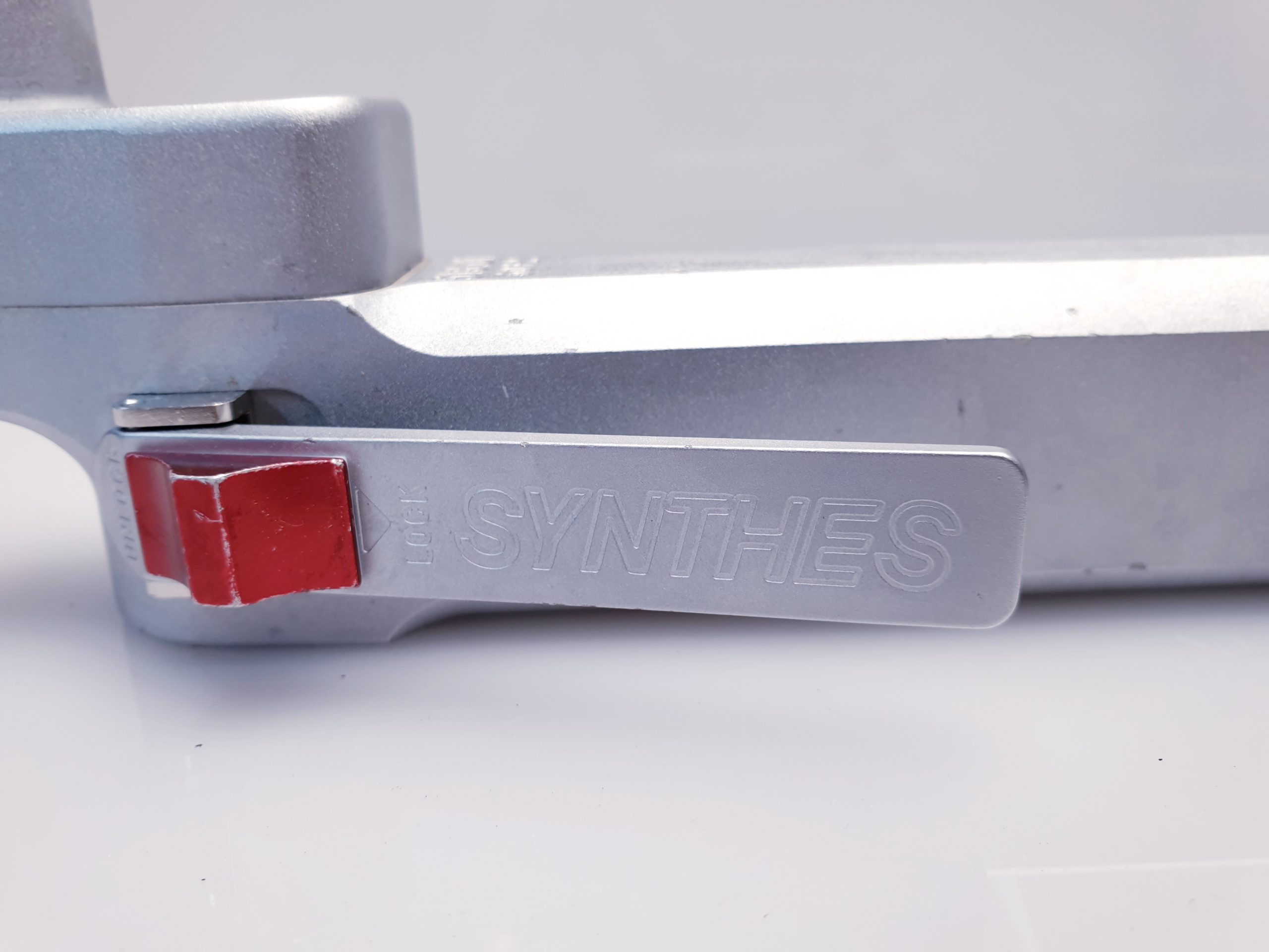 Synthes 518.01 Surgical Oscillating Saw + Luftdruckschlauch thumbnail 8