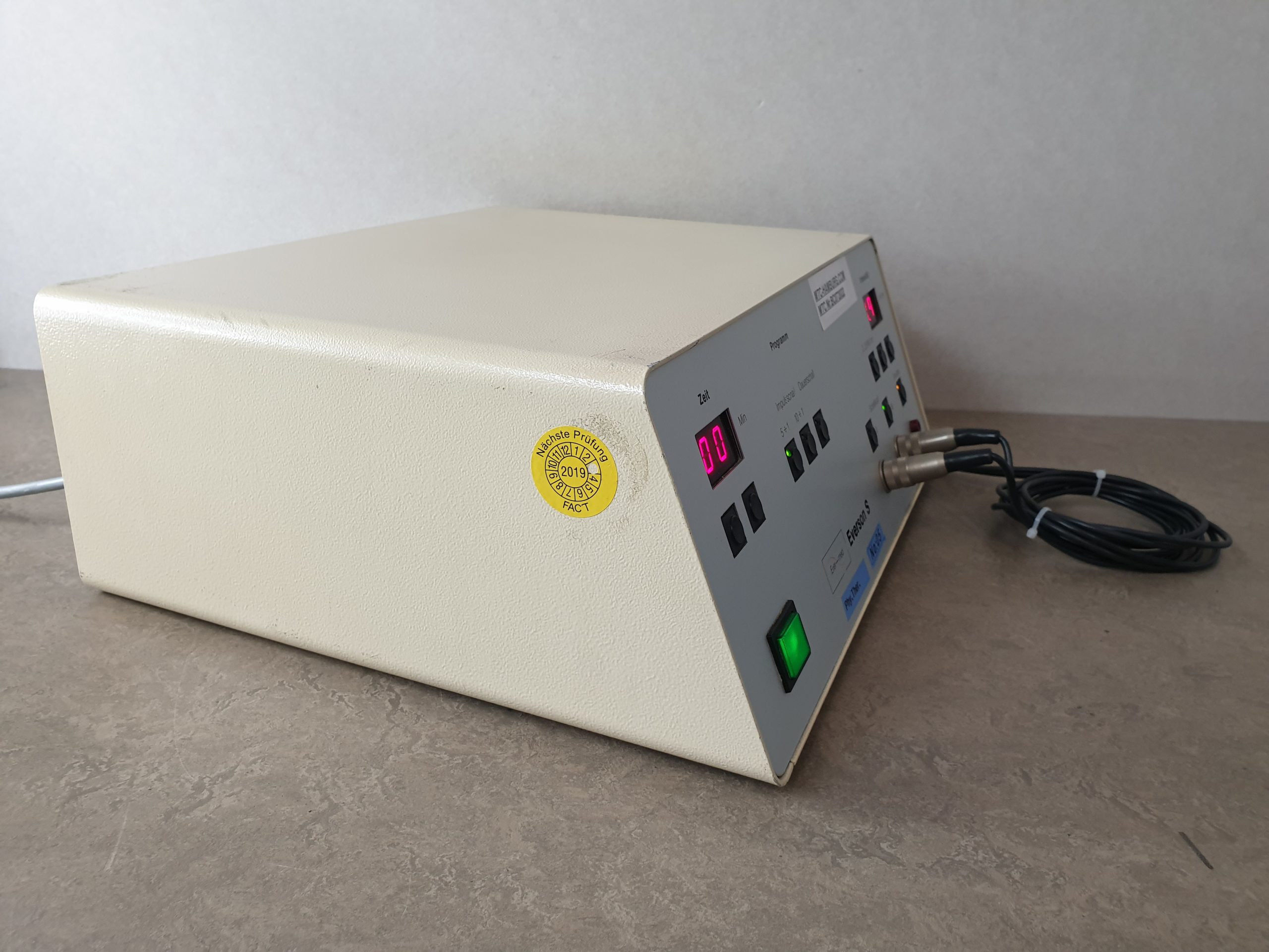 EVERMED Everson S Ultrasound Therapy Unit thumbnail 4