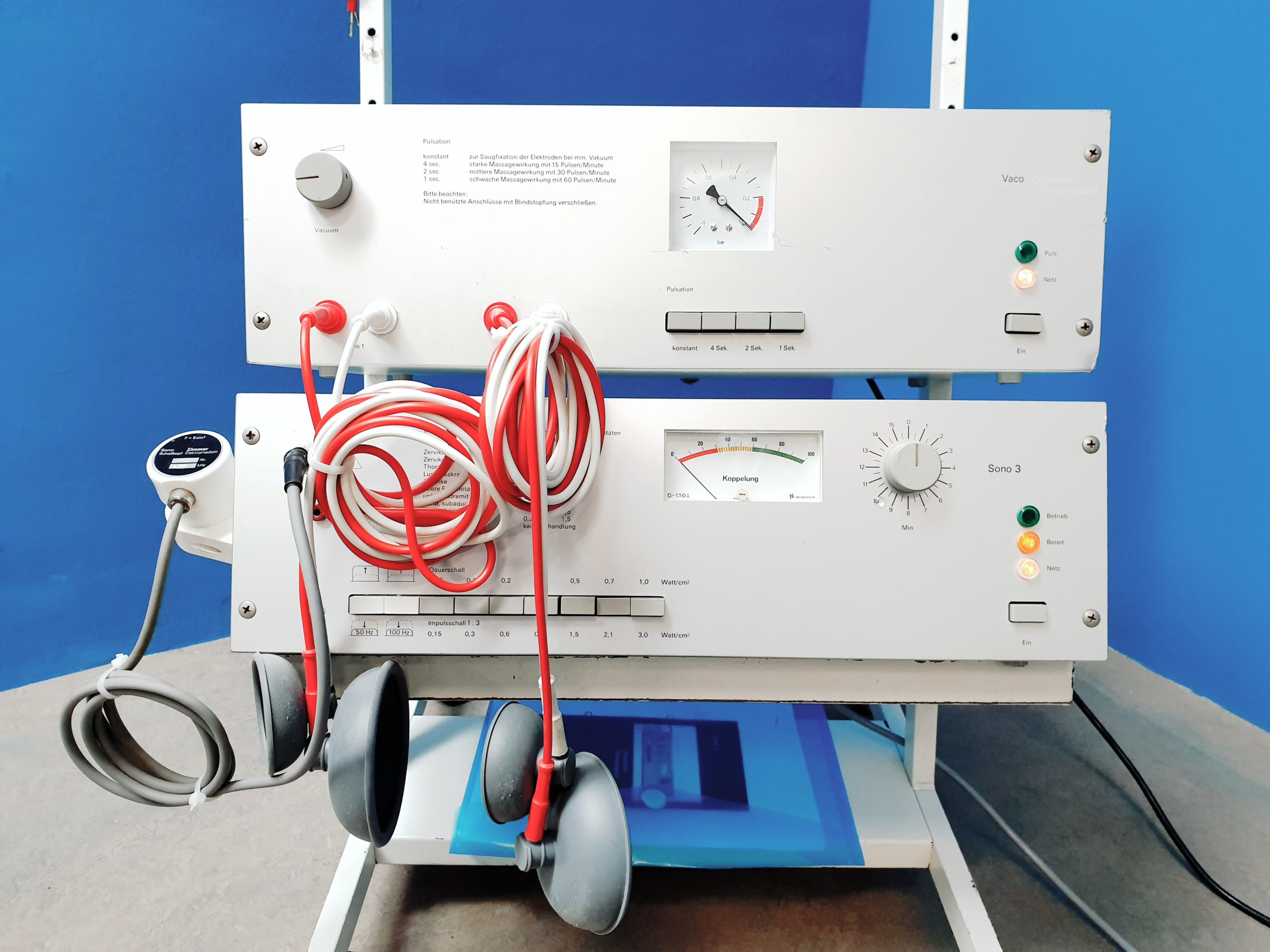 Zimmer Elektromedizin SONO 3 + Vaco Reizstromgerät mit Gerätewagen thumbnail 2