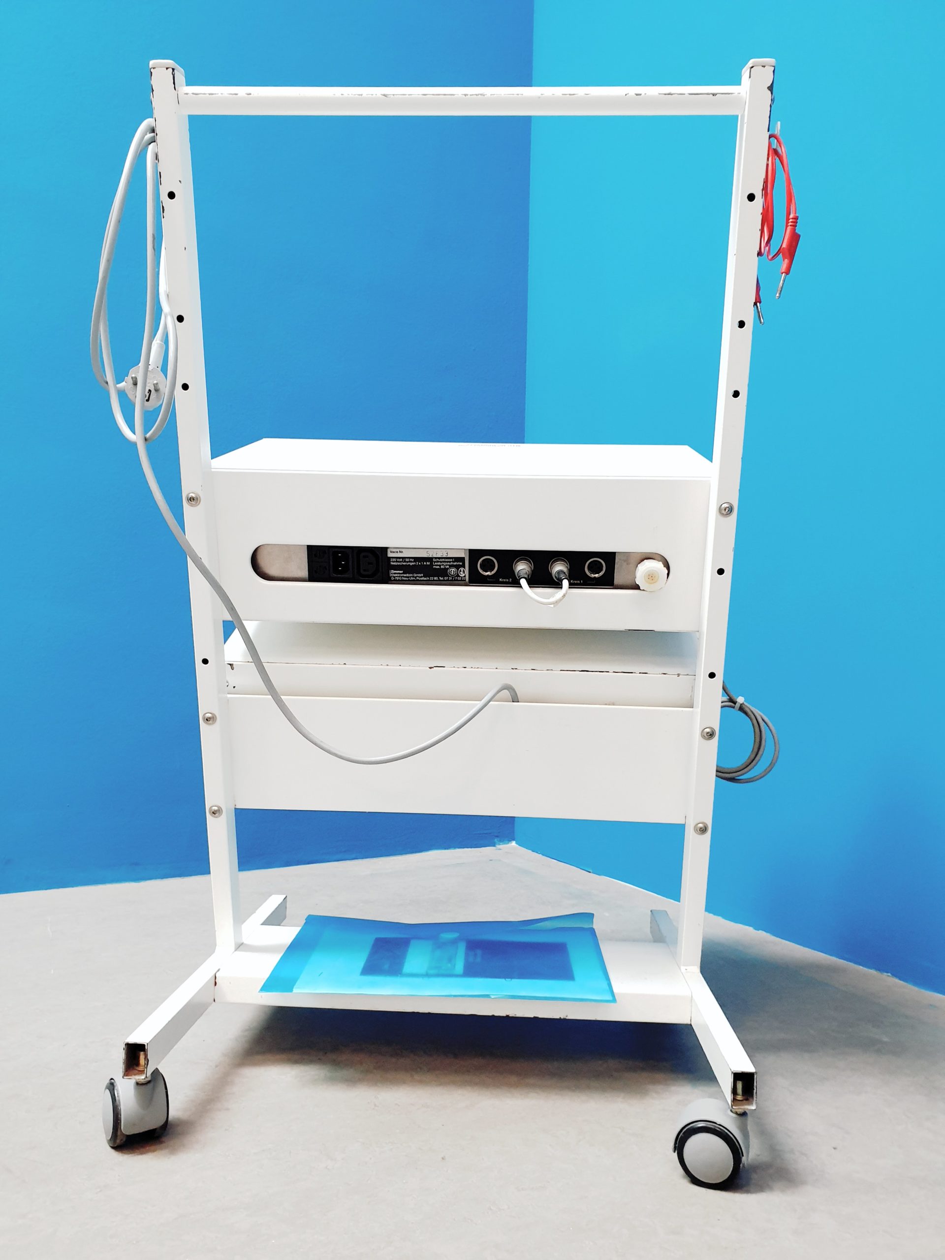 Zimmer Elektromedizin SONO 3 + Vaco Reizstromgerät mit Gerätewagen thumbnail 6