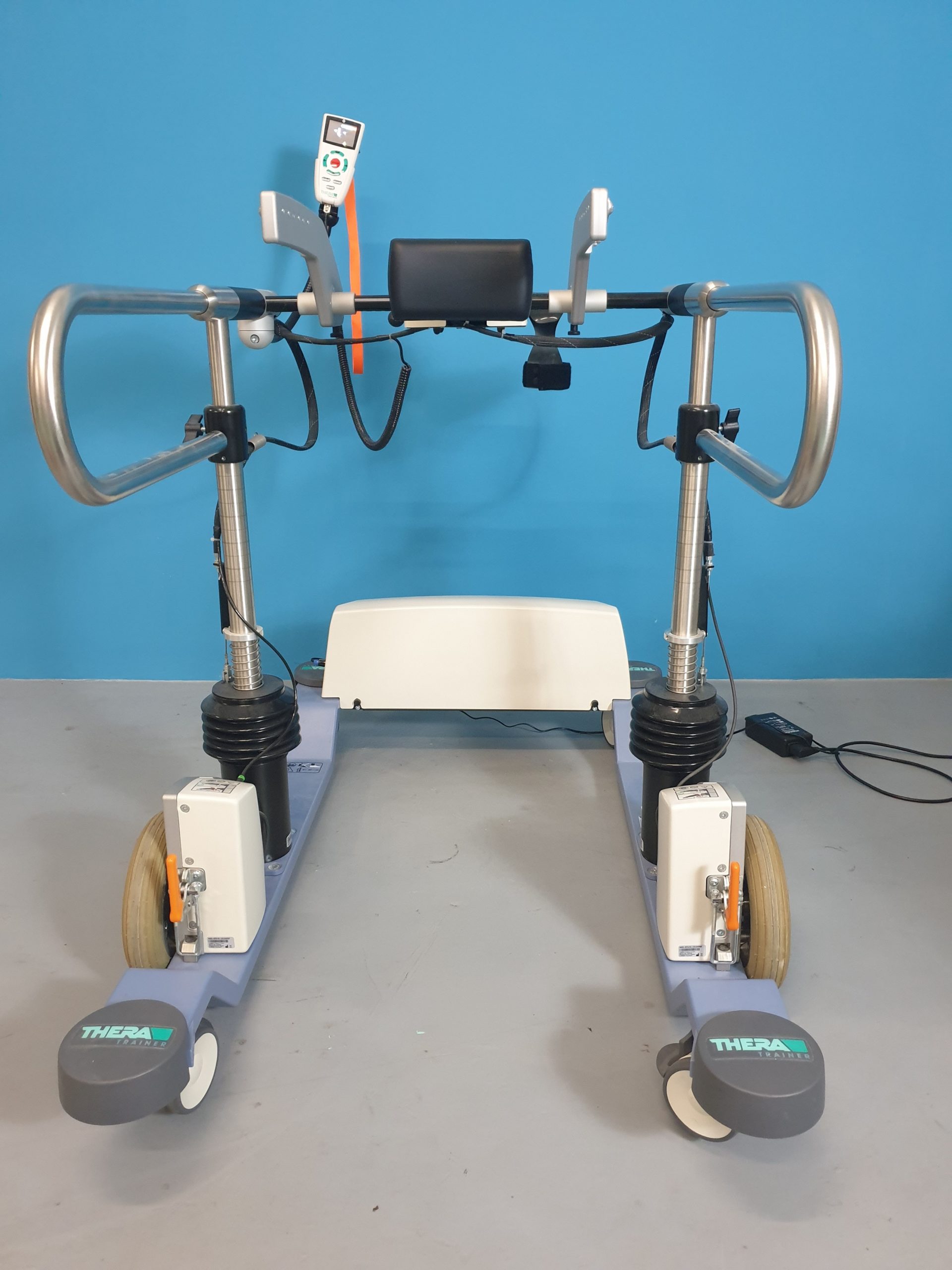 THERA Trainer E-Go 526 Geh- Trainer mit Beckensicherungsgurt — image 1 of 6