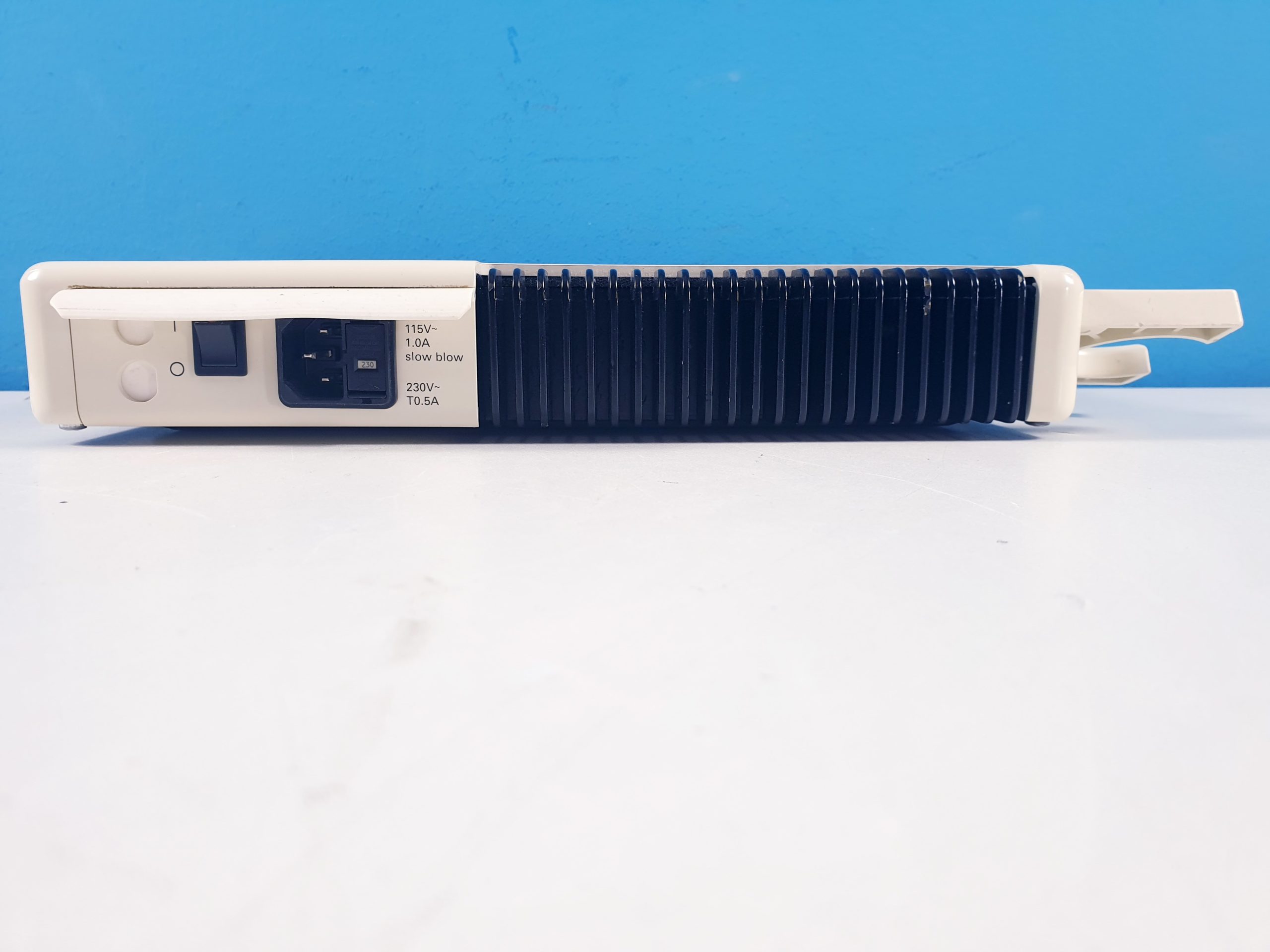 Siemens SONOSTAT 833 Ultraschalltherapiegerät mit ERA 4Cm2 875 KHz Kopf thumbnail 5