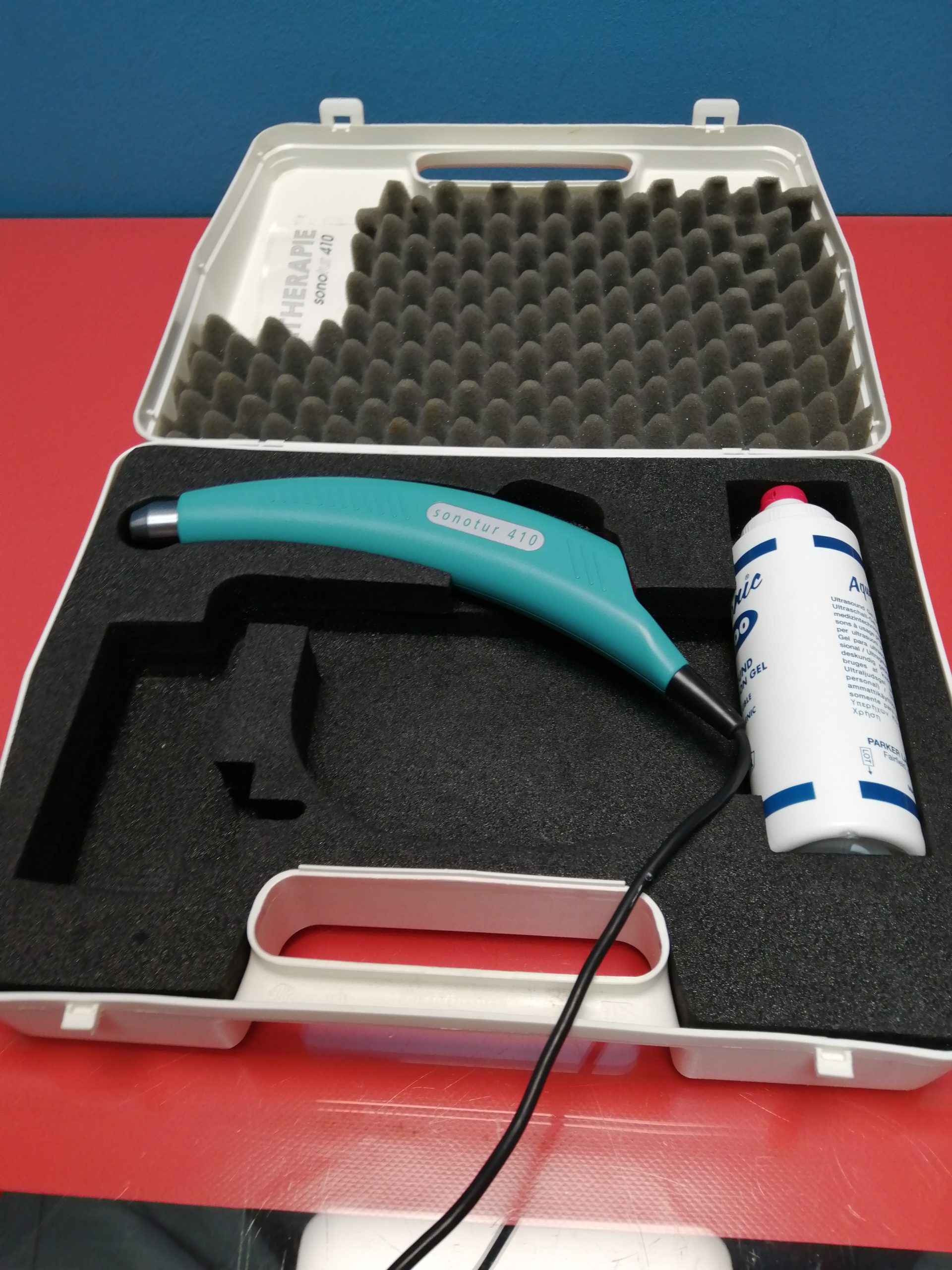 TUR Therapietechnik Sonotur 410 Ultraschalltherapiegerät — image 1 of 3
