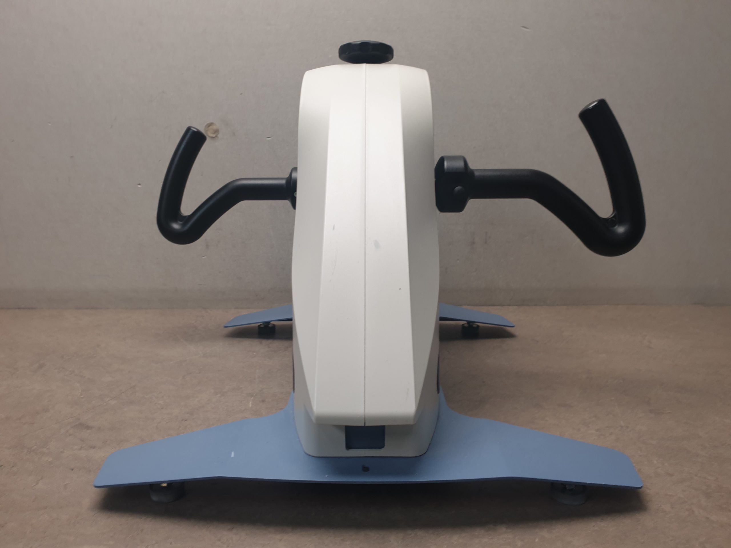 Thera Trainer activo Bein- und Oberkörpertrainer thumbnail 3