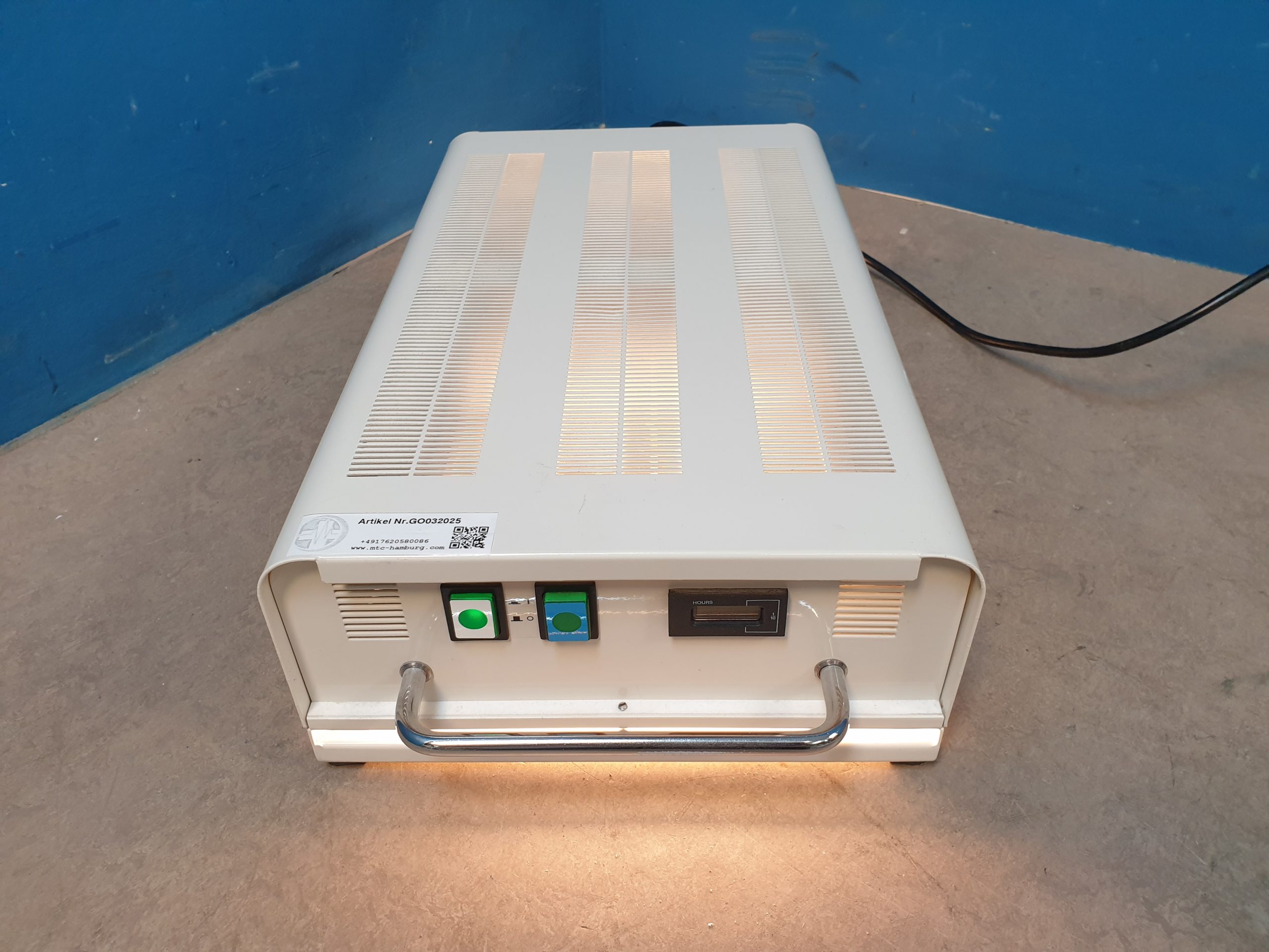 Dräger Photo-Therapy 4000 Neonatal Photo-therapy Unit thumbnail 6