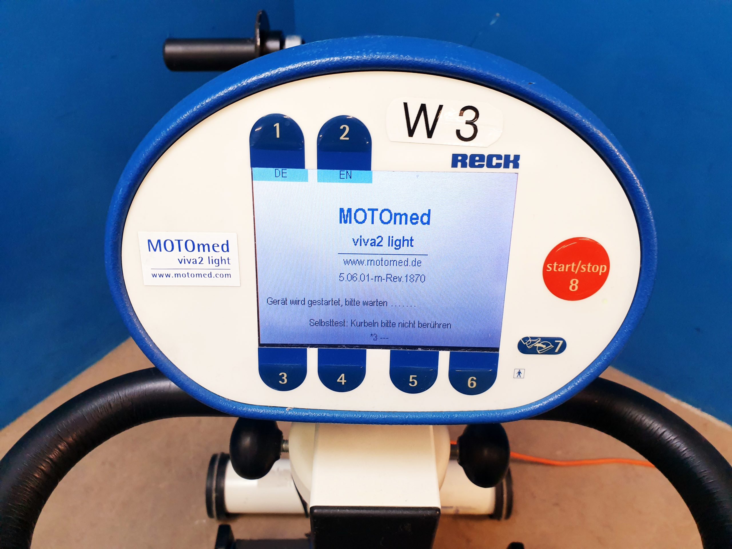 Reck Motomed Viva 2 Light Arm + Beintrainer Therapiegerät Bewegungstrainer thumbnail 2
