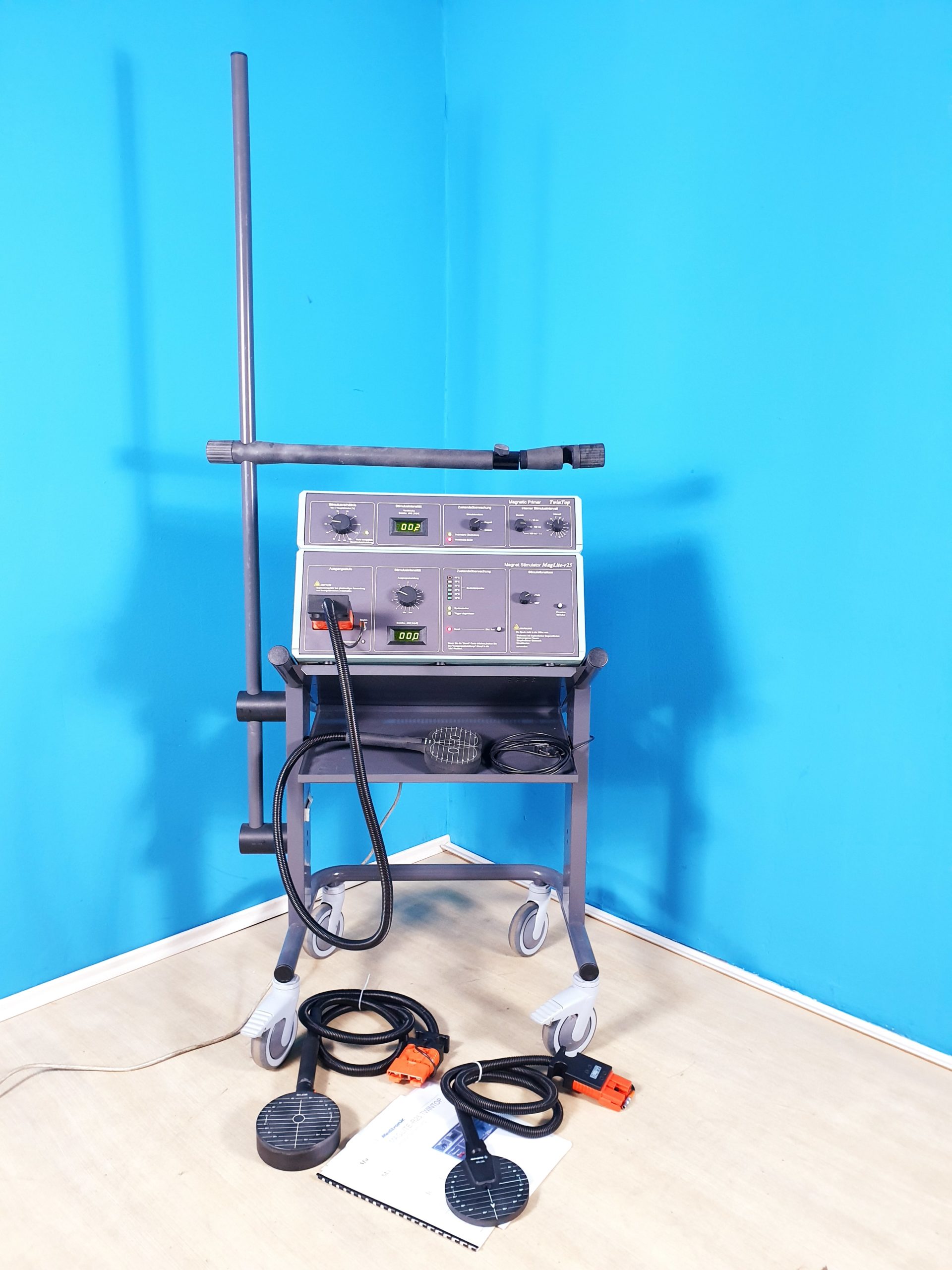 DANTEC Magnetic Primer TwinTop & MC125 Magnetic Stimulator thumbnail 2