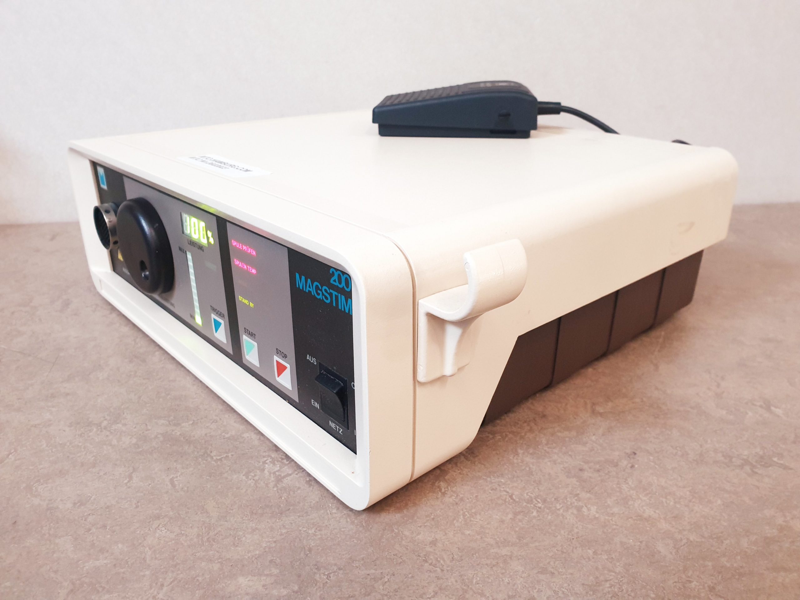 Novametrix Magstim 200 Magnetstimulator mit 03 Applikatoren thumbnail 7