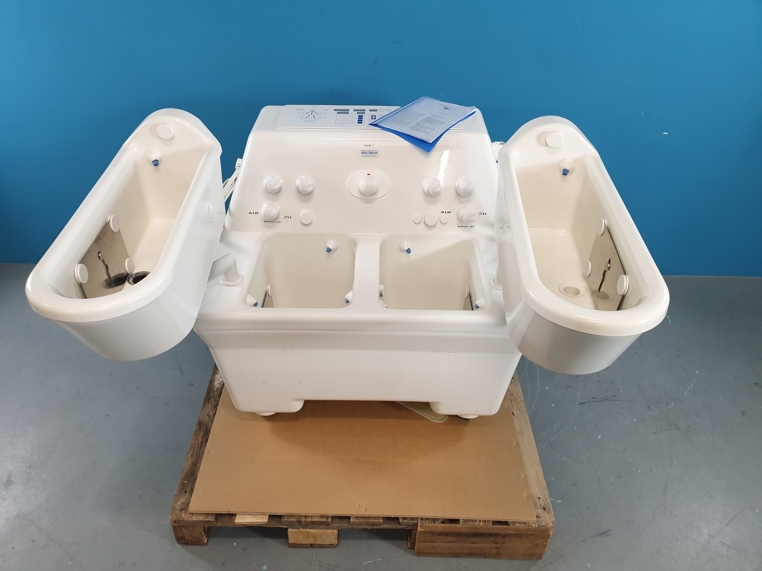 Trautwein GI-VZ Vier-Zellen-Bad // Cell Galvanic Bath — image 1 of 1