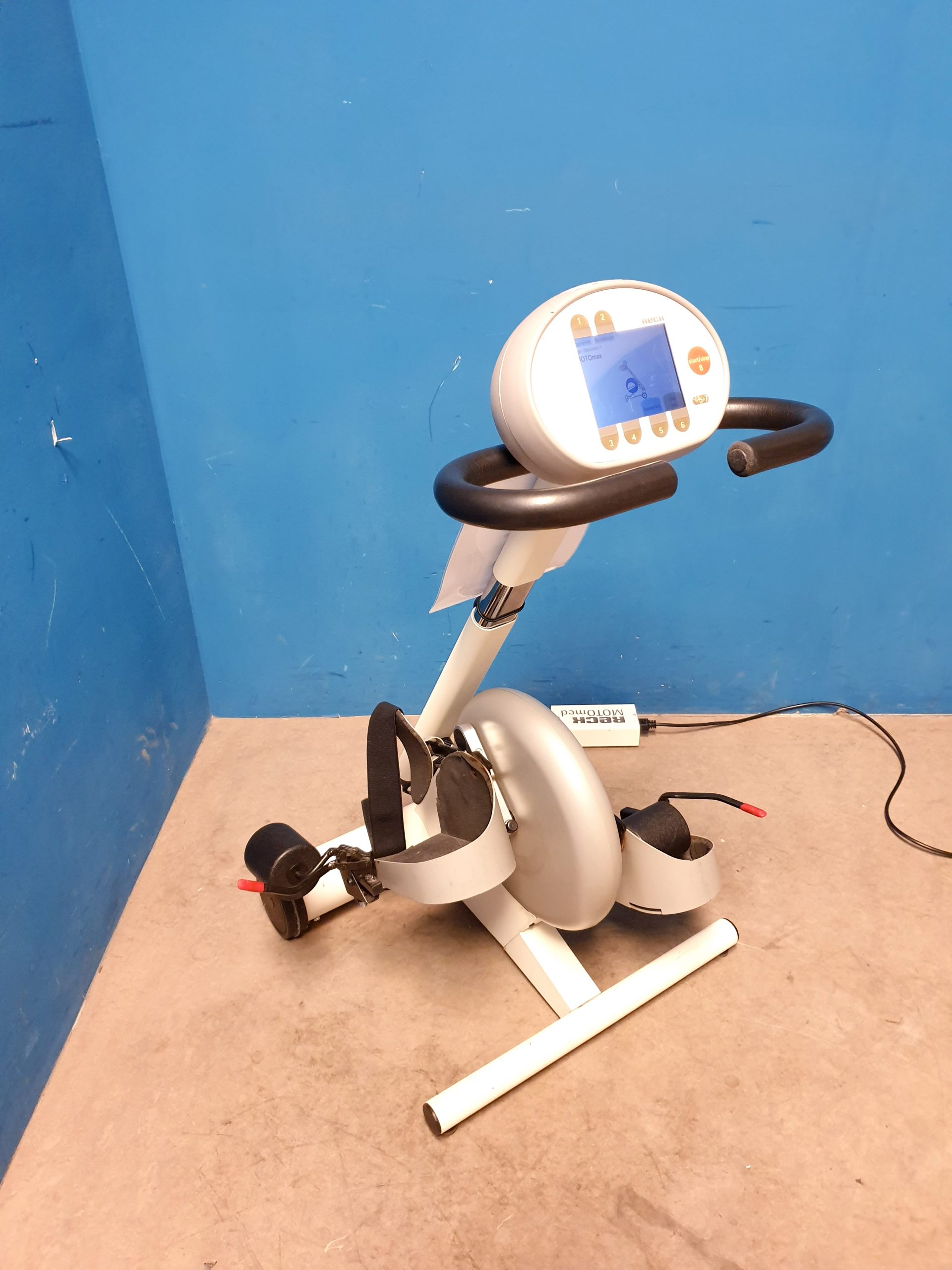 Reck Motomed VIVA 2 // VIVIA2 Beintrainer Bewegungstrainer — image 1 of 22