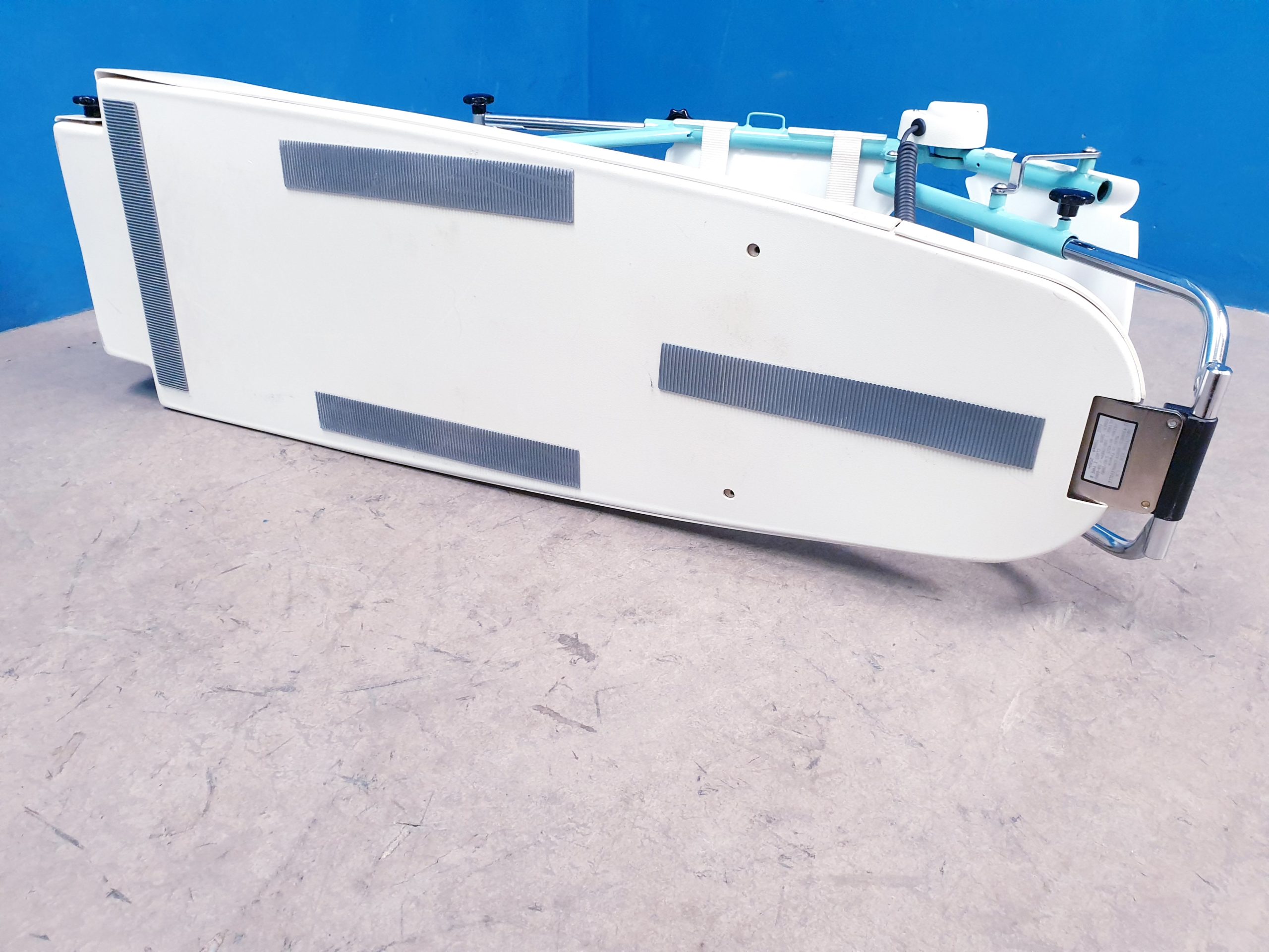 Kinetec Prima + Knie CPM Machine – Kniebewegungsschiene thumbnail 5