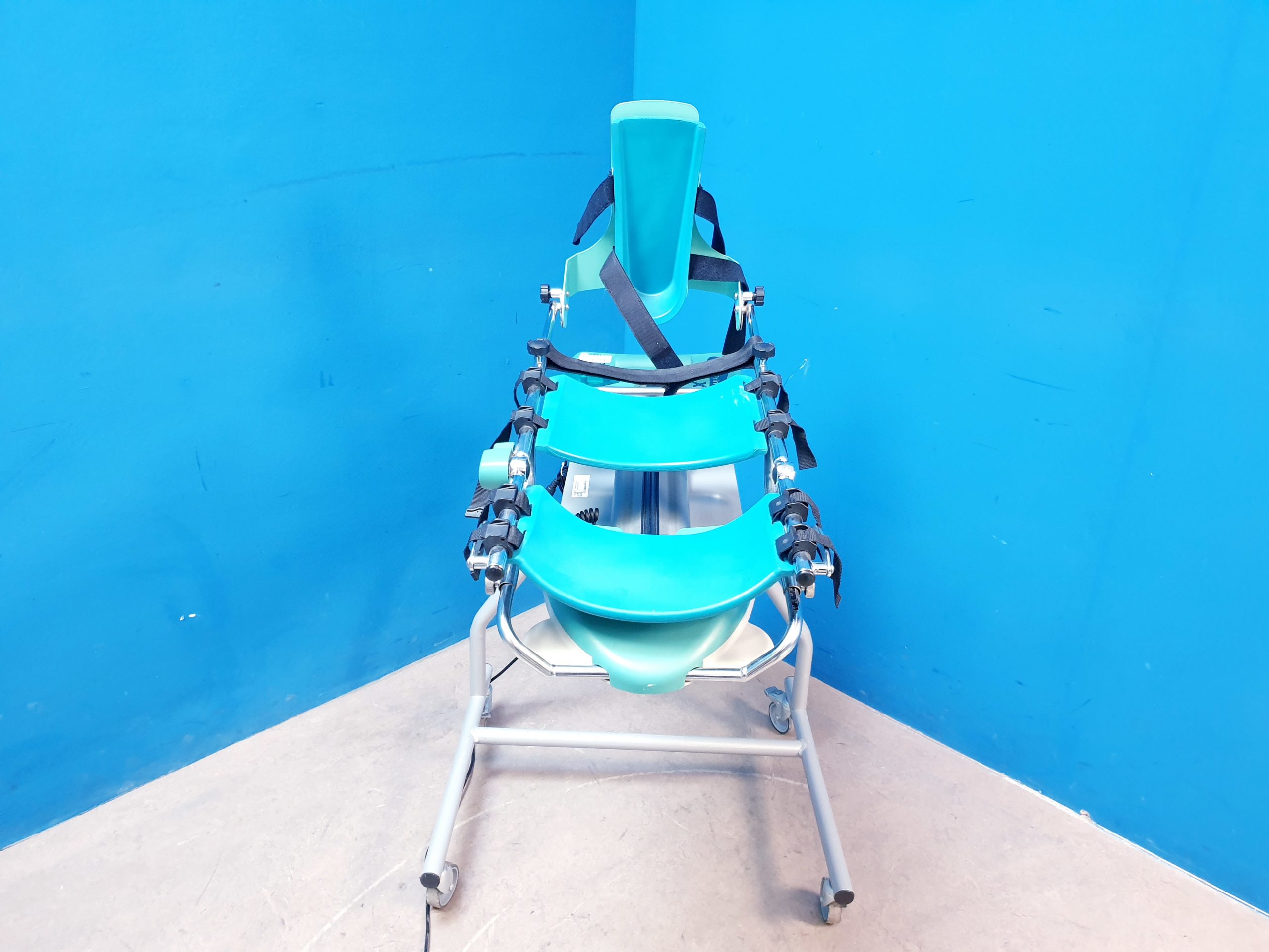 Kinetec Prima XL Knee CPM Machine – Kniebewegunsschiene — image 1 of 11