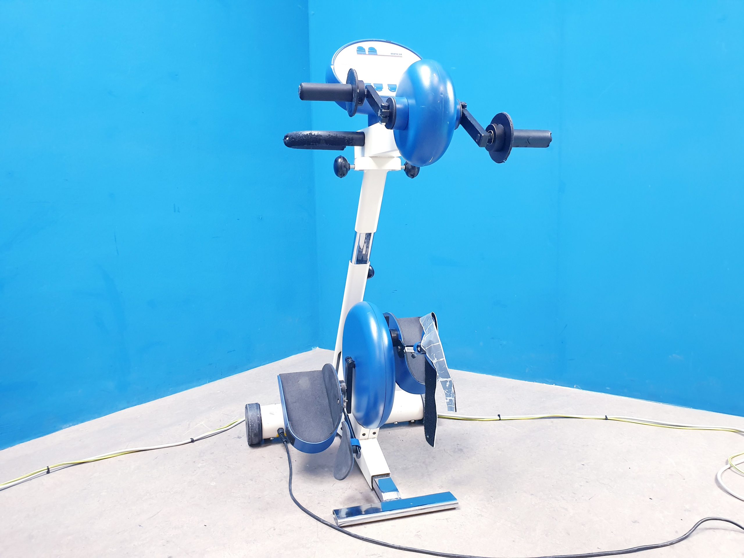 MOTOmed Viva 2 Arm- und Beintrainer Bewegungstrainer Therapie thumbnail 9