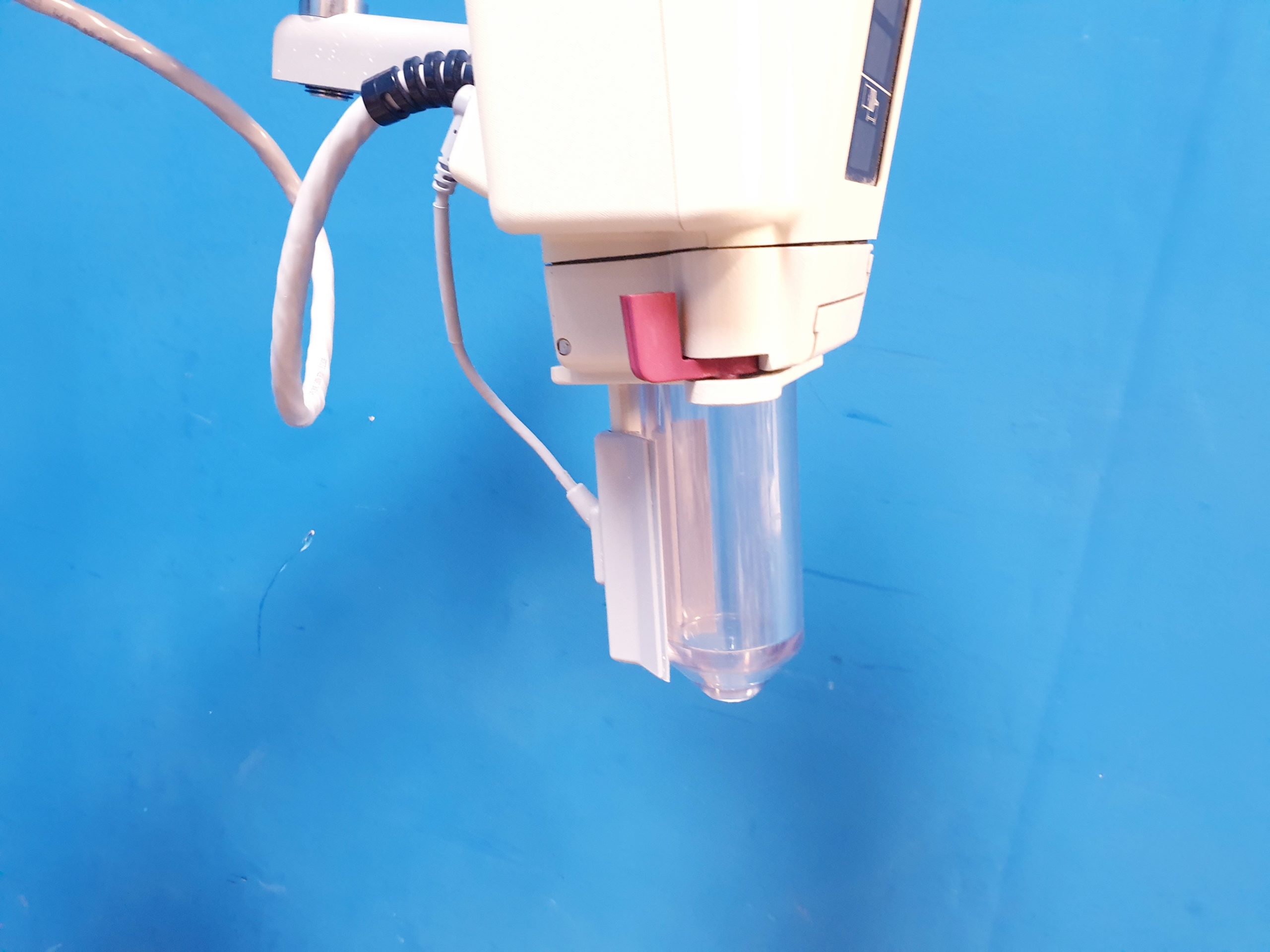 Liebel-Flarsheim Angio Illumena LF Injector REF 903300 E – Ohne Netzkabel thumbnail 7