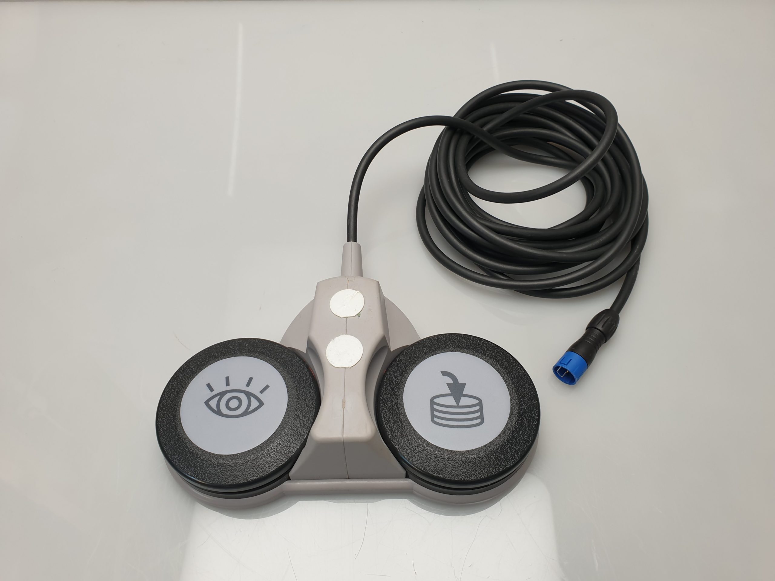 GE OEC 5758967 Rev 01 Fussschalter – Footswitch für C Arm — image 1 of 6