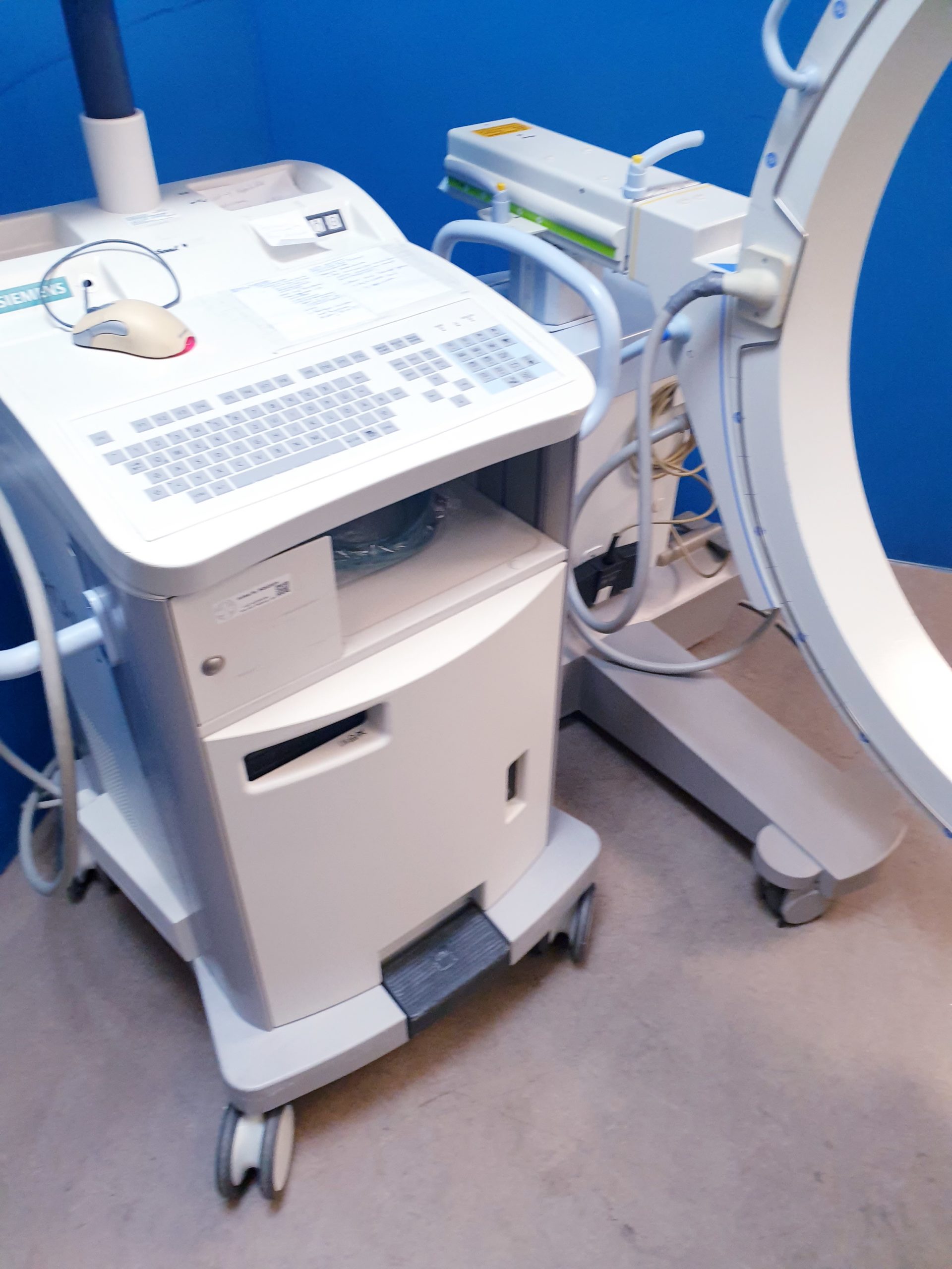 SIEMENS ARCADIS Varic – C Arm – Mobiles Röntgengerät DOM 2008 thumbnail 2