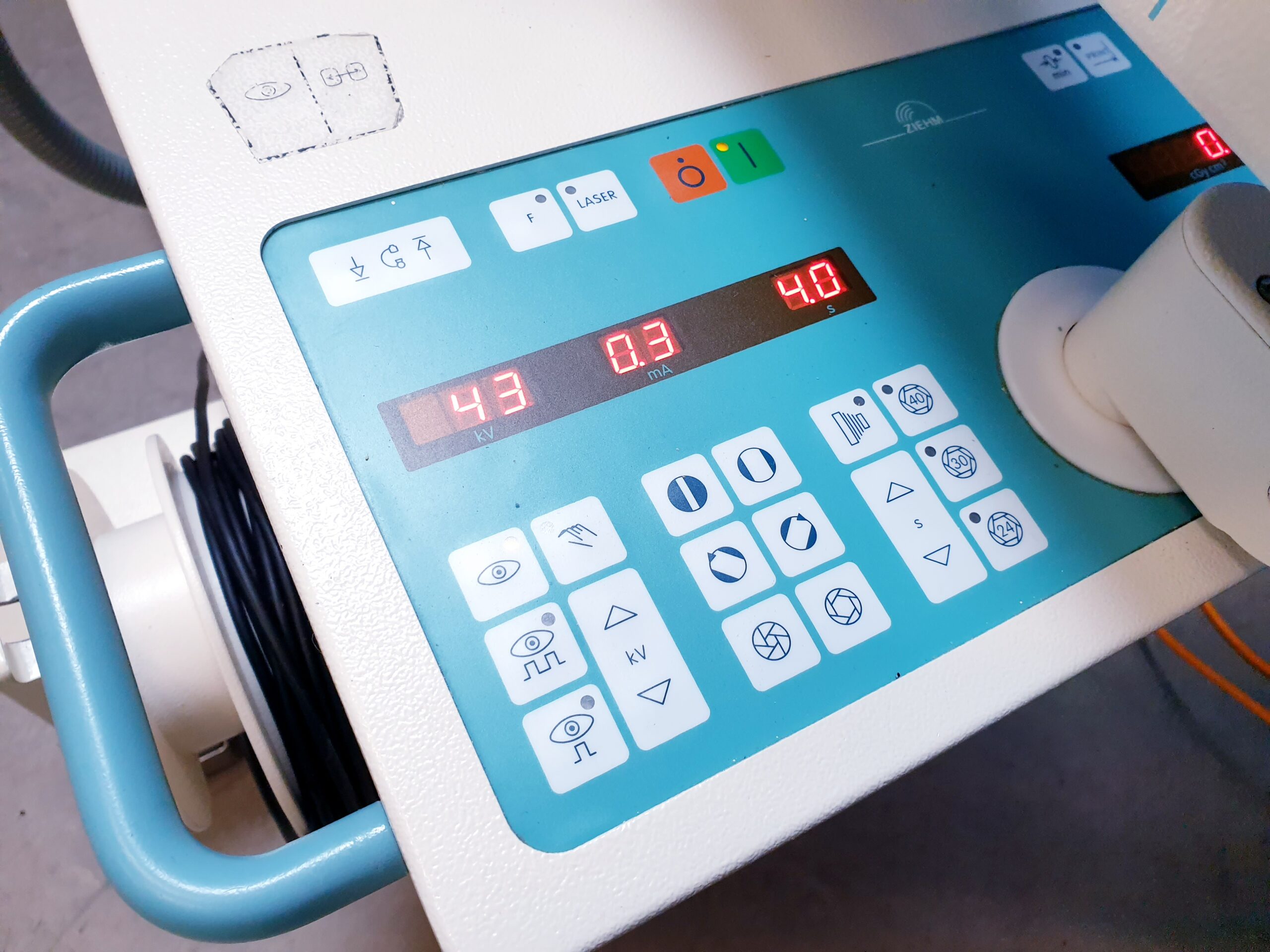 Ziehm 8000 Compact C-Bogen C Arm Röntgengerät mit Monitor thumbnail 16