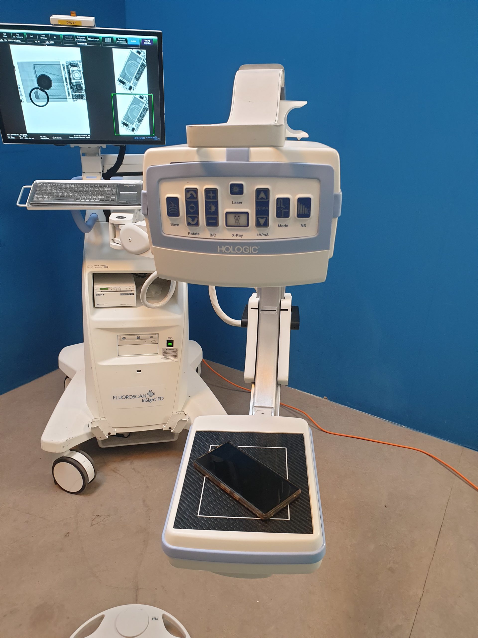 Hologic Fluoroscan InSight FD Mini C-Arm thumbnail 12