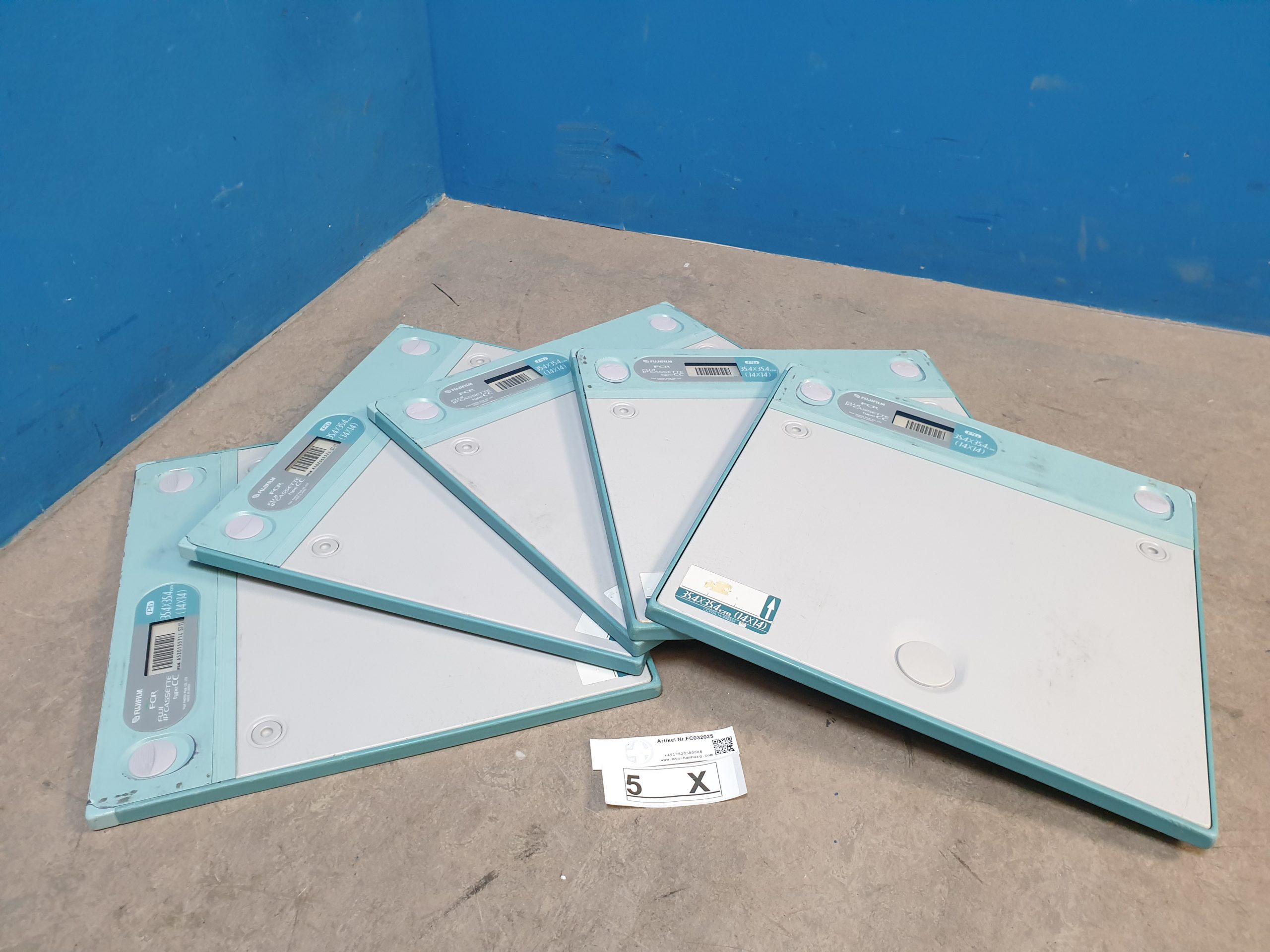 FujiFilm FCR IP cassette type cc 35,4X35,4 14X14 cm thumbnail 2