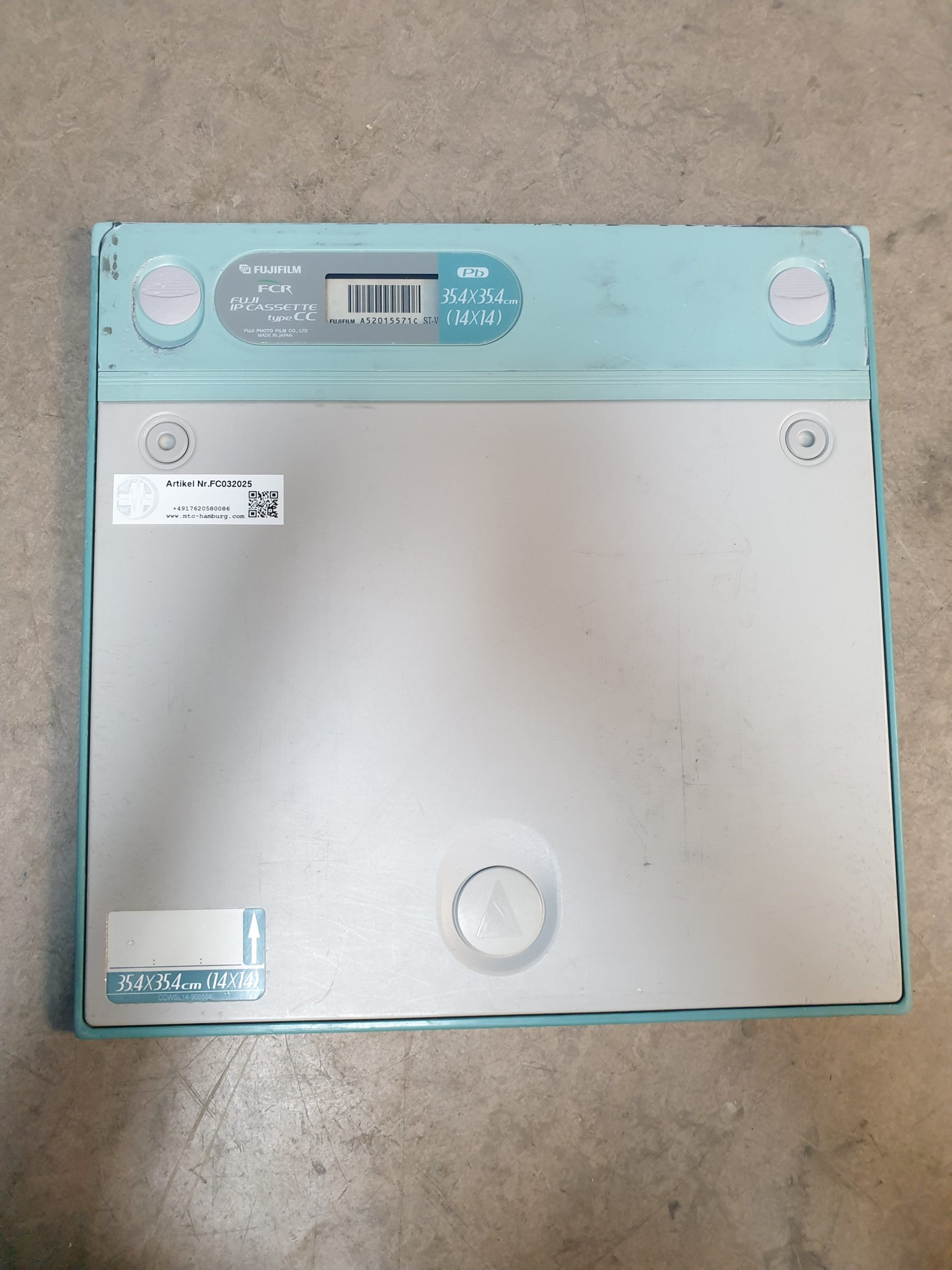 FujiFilm FCR IP cassette type cc 35,4X35,4 14X14 cm thumbnail 3