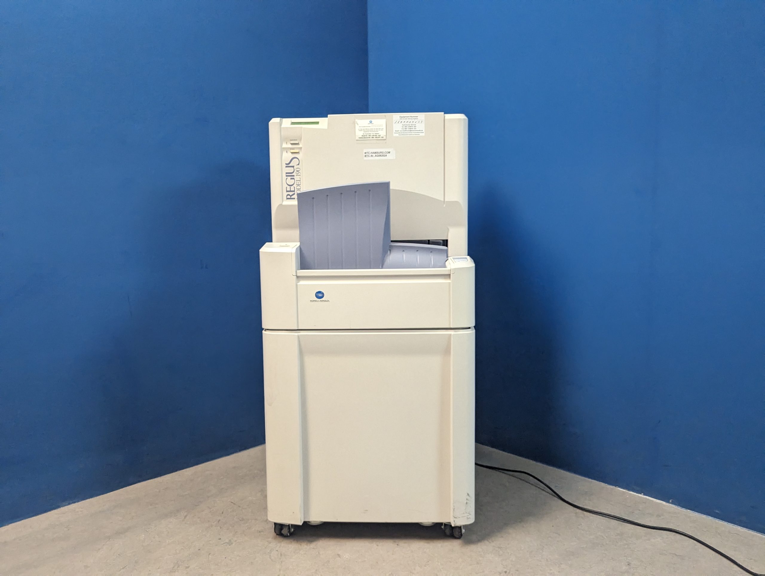 KONICA MINOLTA Regius 190 Röntgenspeicherfolie mit Kassetten — image 1 of 18