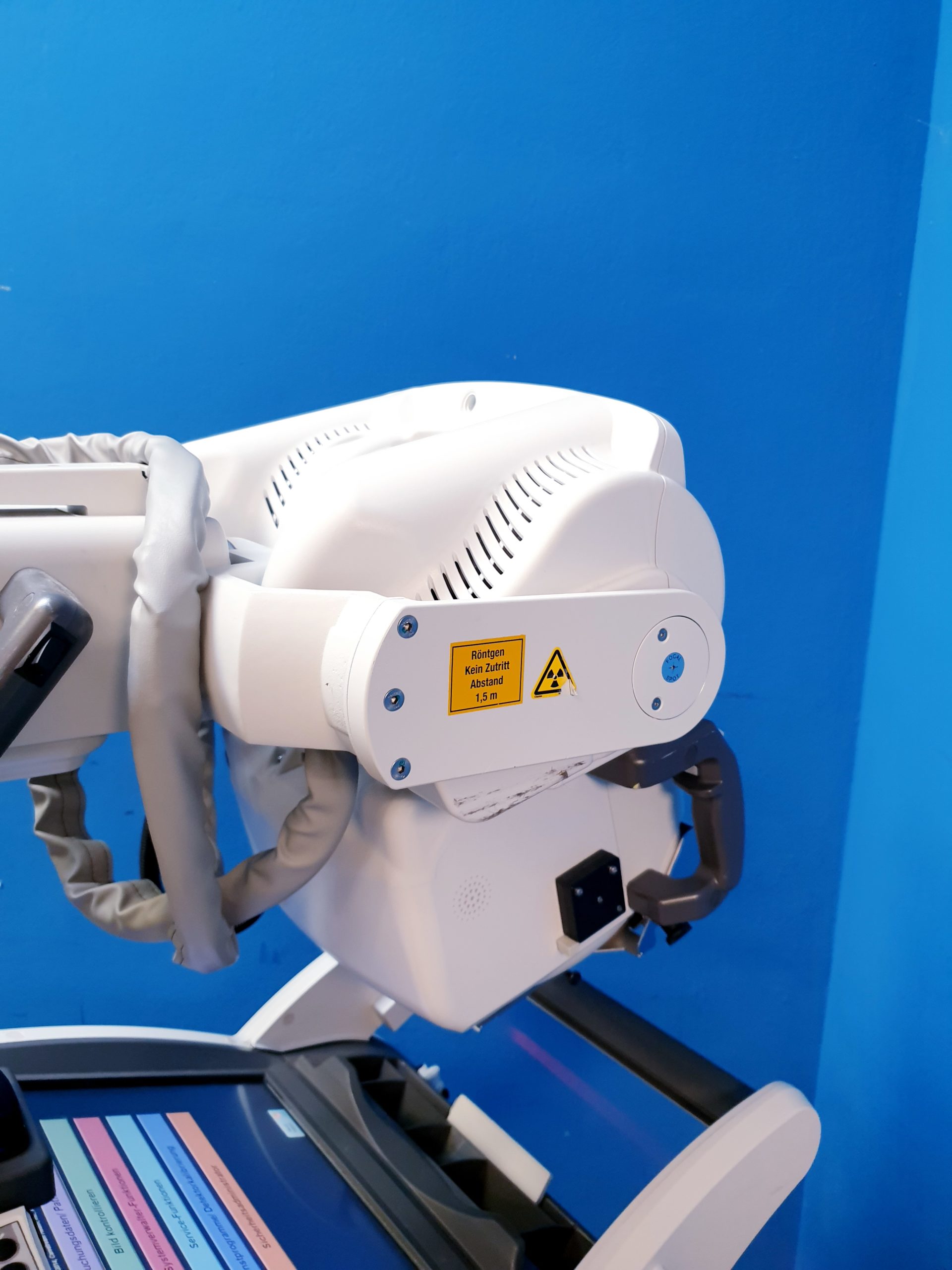 Carestream DRX-Revolution Mobile X-ray System DOM 2018 thumbnail 18