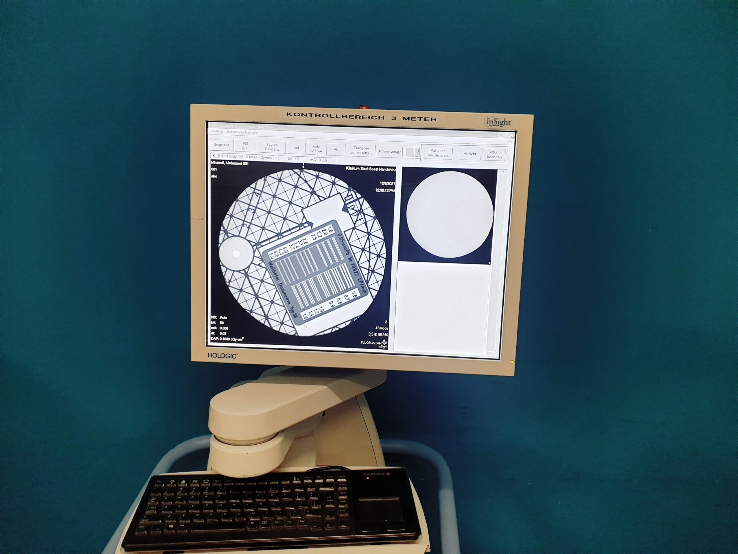 Hologic FluoroScan InSight C Arm – C Bogen Mini C-Bogen DOM2009 thumbnail 2