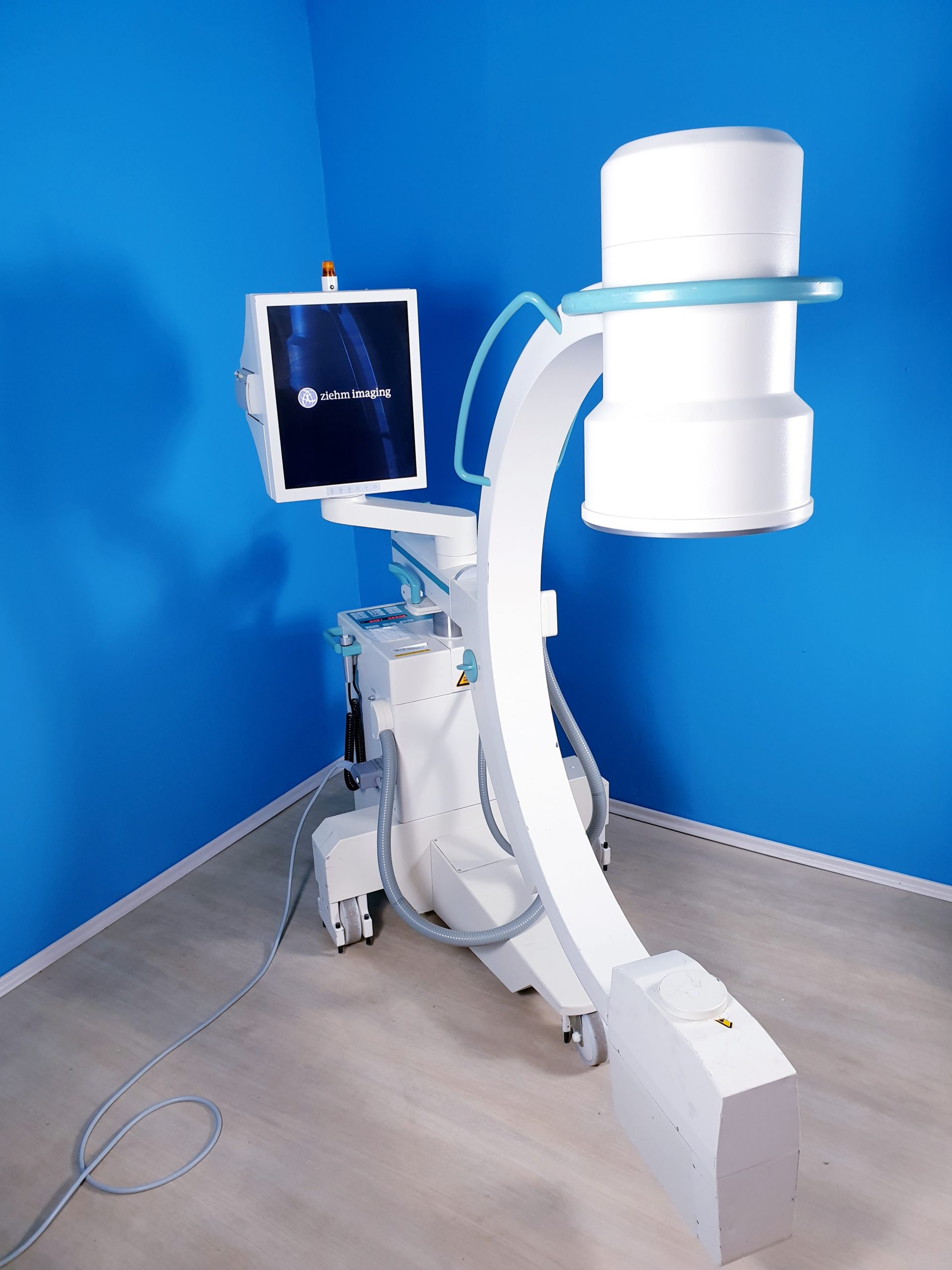 Ziehm Exposcop 8000 Compact C Bogen — image 1 of 4