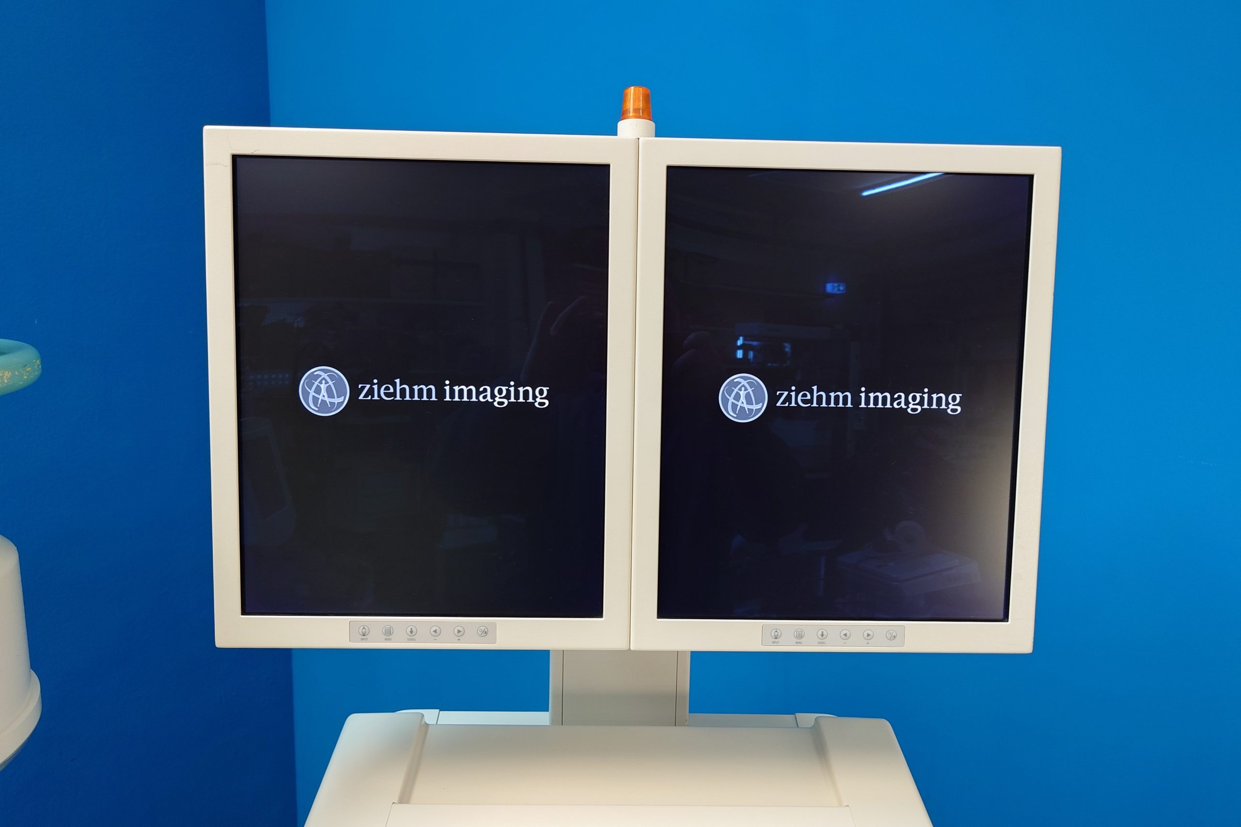 ZIEHM Vision C Bogen Mobiles Röntgen C ARM — image 1 of 8