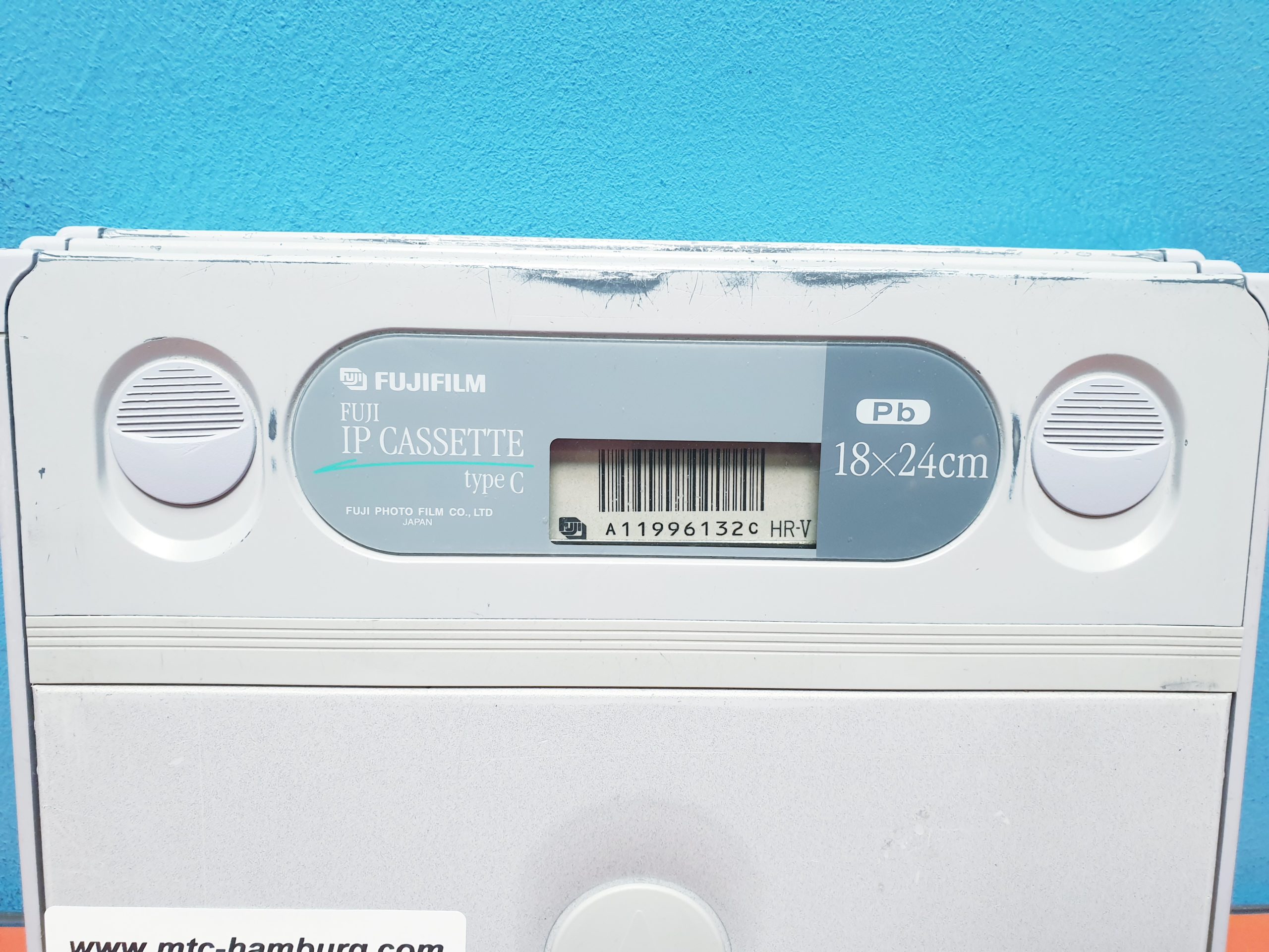 Fujifilm FCR Fuji IP CASSETTE type CC 18 x 24 cm — image 1 of 2