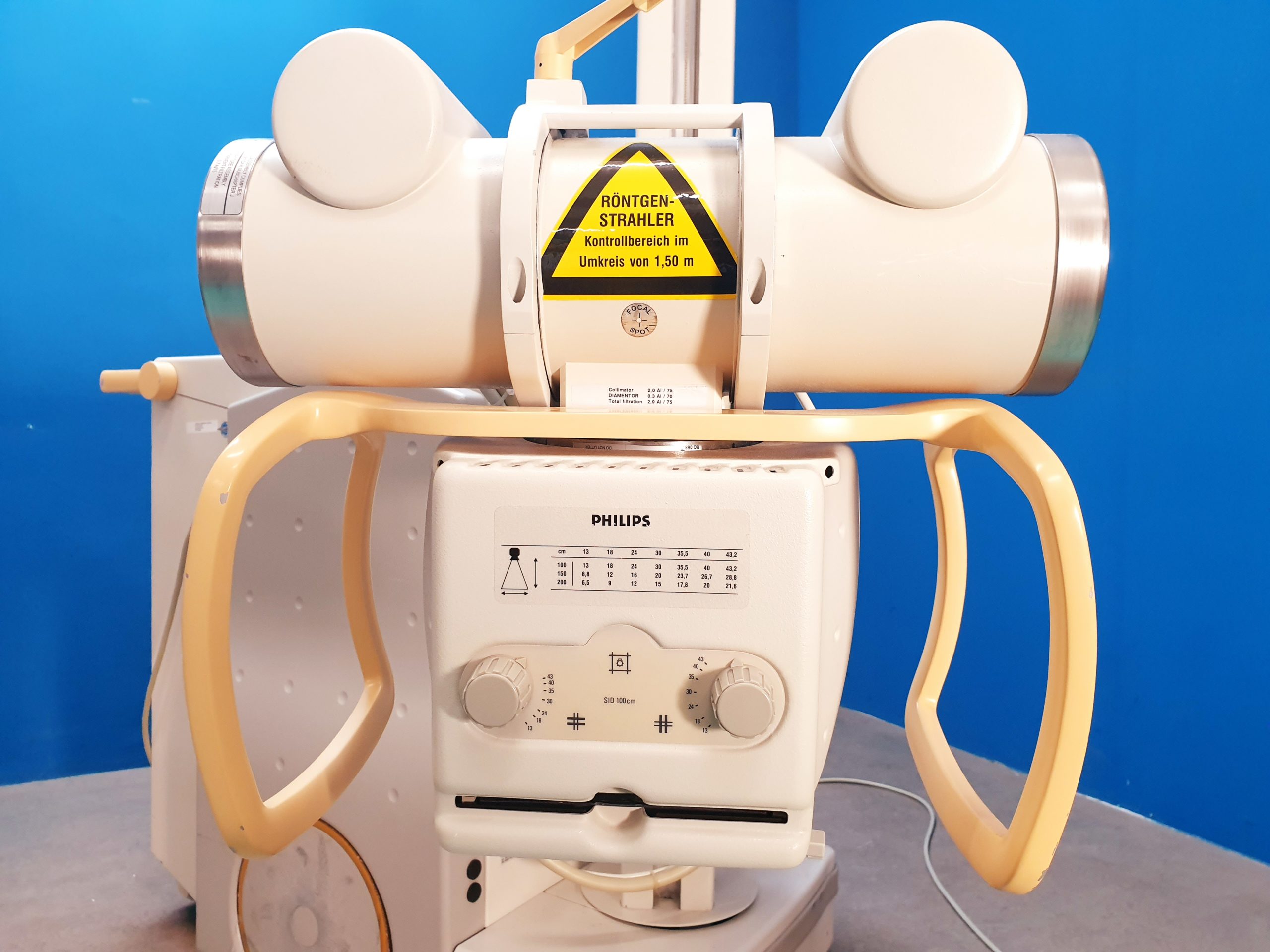 PHILIPS Typ Practix 300 Röntgengerät – Fahrbar — thumbnail 4
