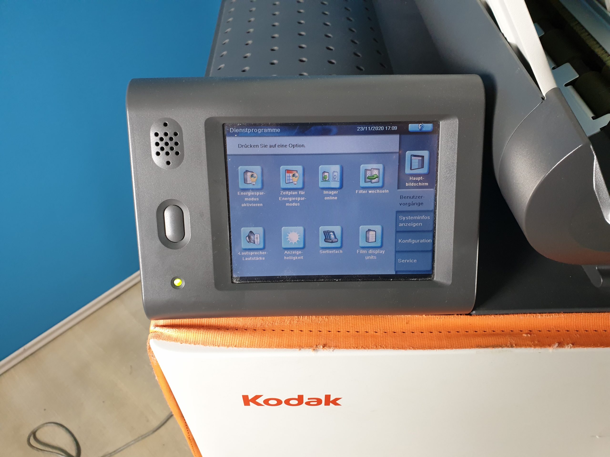 Kodak DryView 6800 Laser Imager thumbnail 2