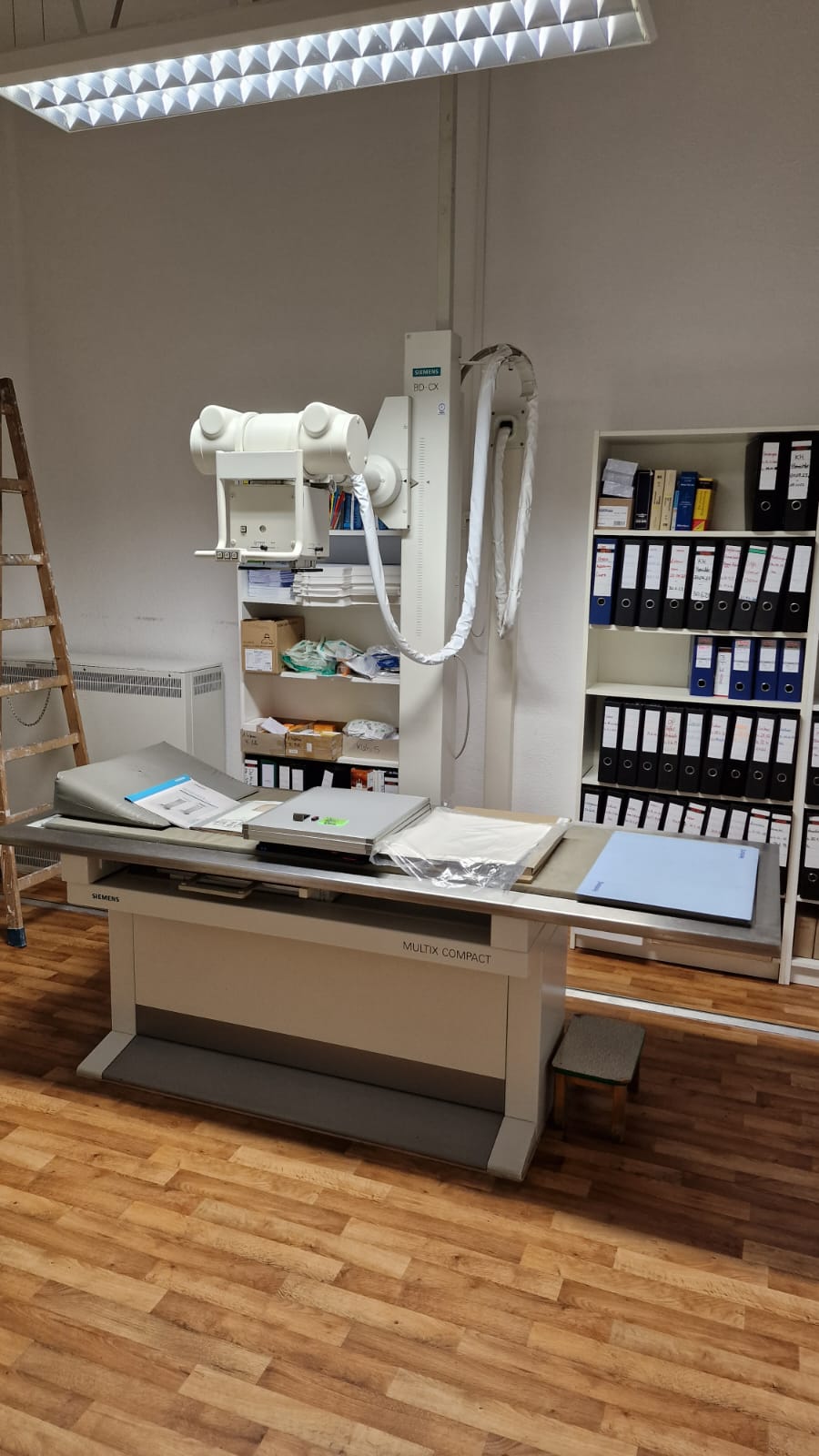 SIEMENS Multicx Compact + BD-CX Buckey System + Carestream DirectView Vita Cr System — image 1 of 10