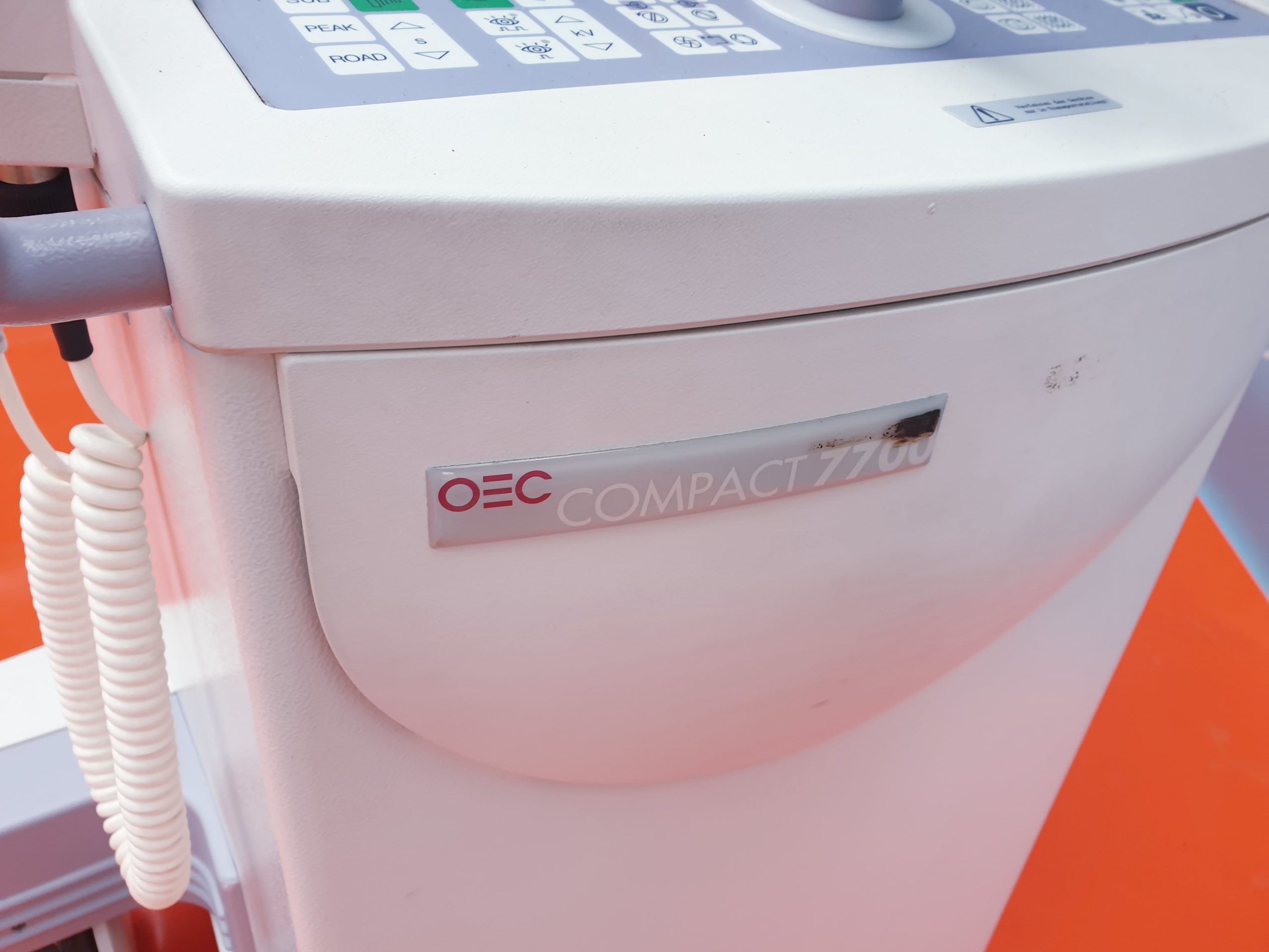 GE OEC Compact 7700 C-Arm // C bogen thumbnail 4