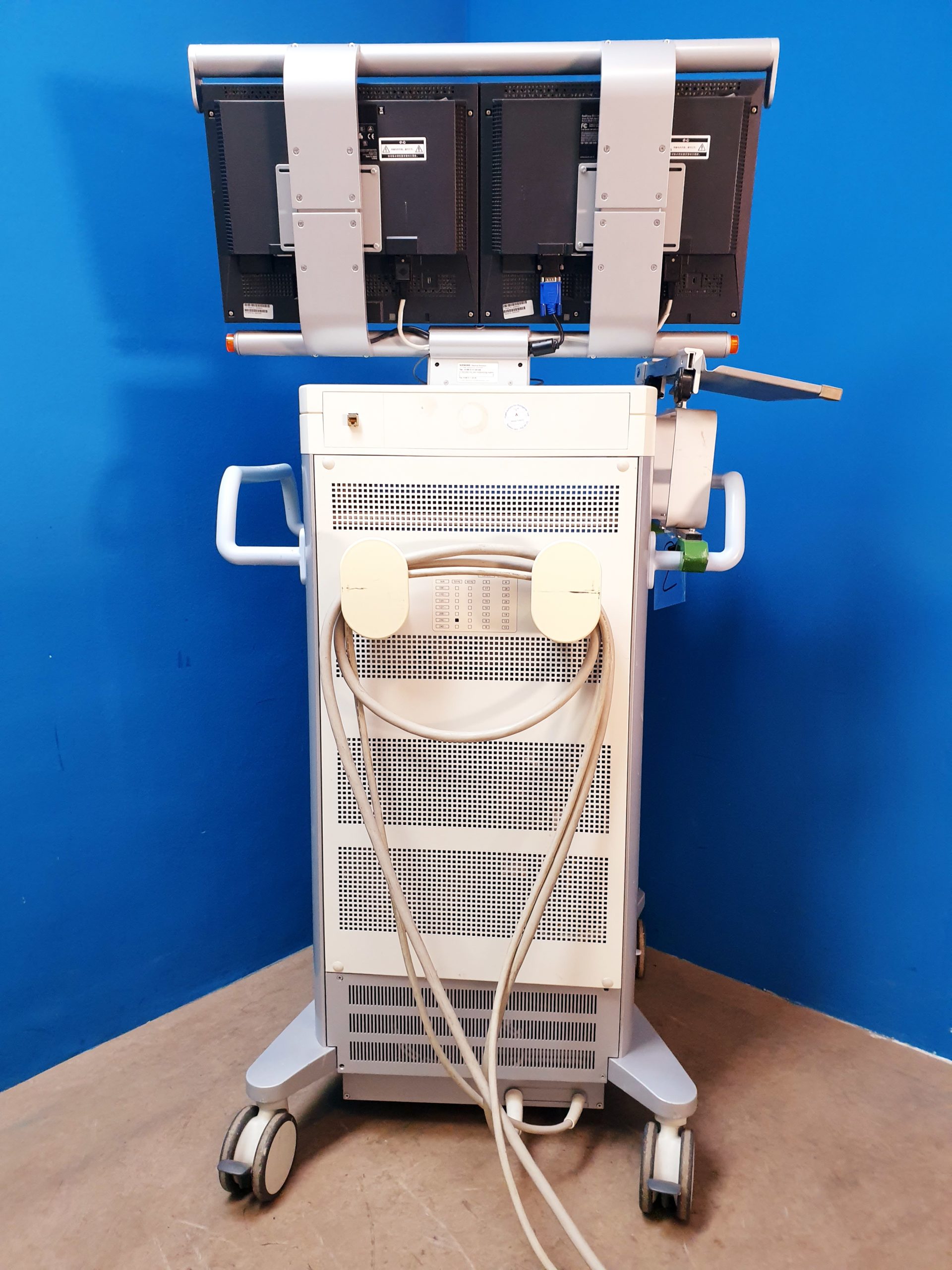 Siemens Arcadis Varic C-Bogen C Arm Refurbished Mobiles Röntgensystem thumbnail 7