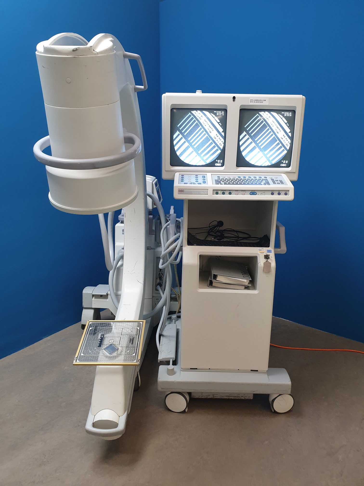 GE OEC 9600 // OEC9600 C-Arm C BOGEN C Arm — image 1 of 13