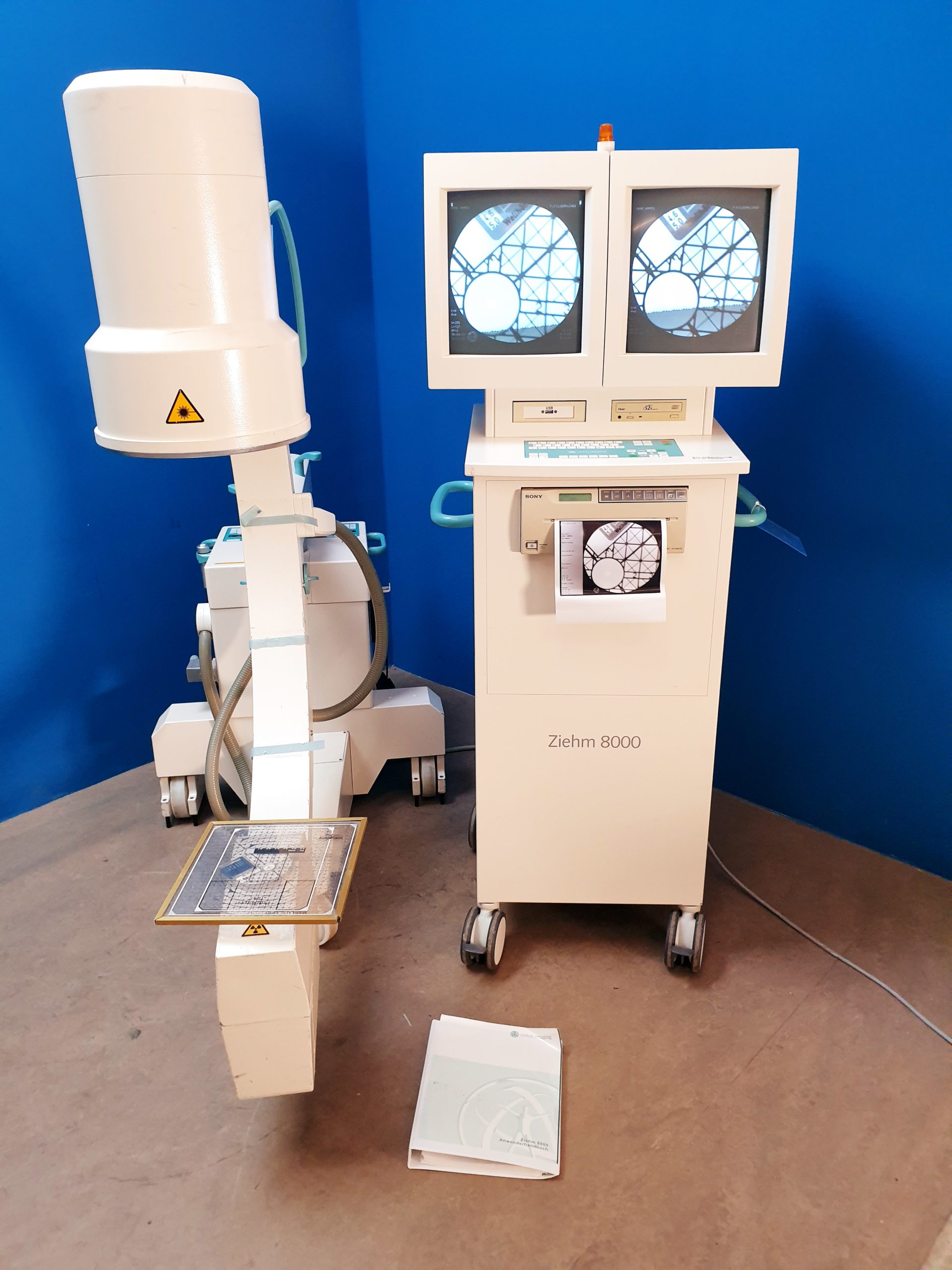 Ziehm 8000 C Bogen Mobiles Röntgengerät C Arm — image 1 of 17