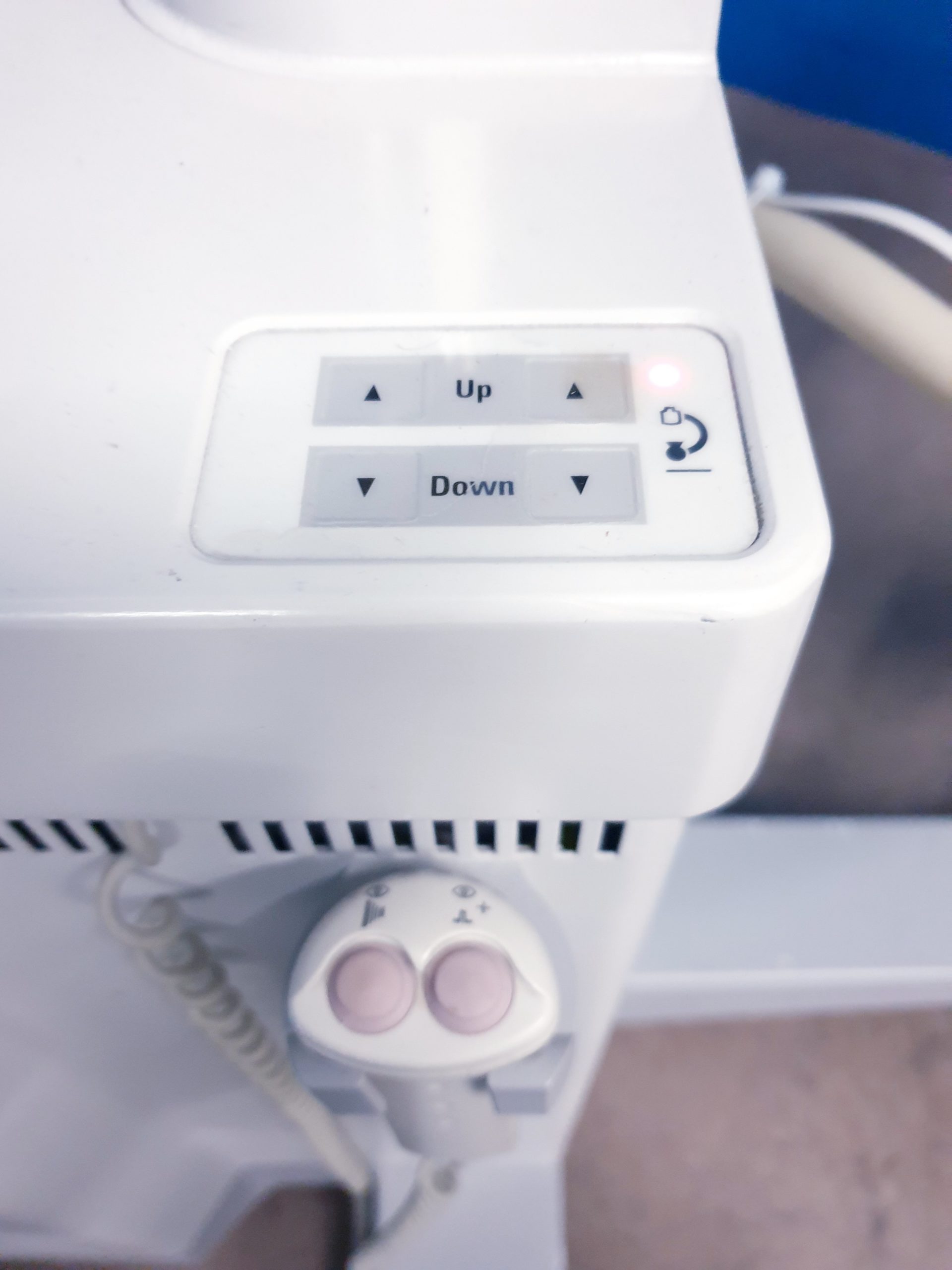Philips BV 25 – BV25 Gold fahrbarer C-Bogen mit Doppelmonitor thumbnail 9
