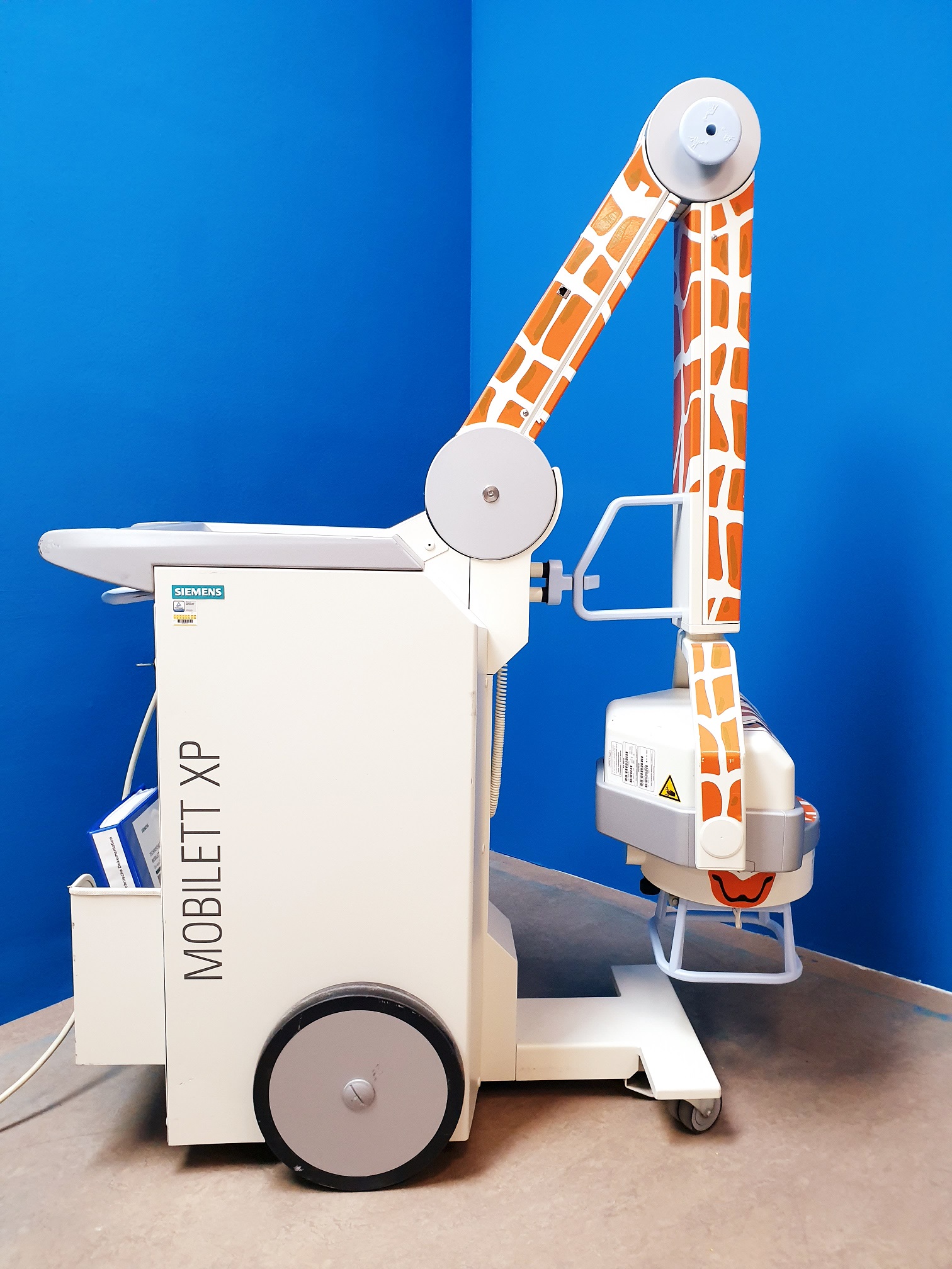 Siemens Mobilett XP Giraffe Röntgenapparat DOM 2010 thumbnail 6