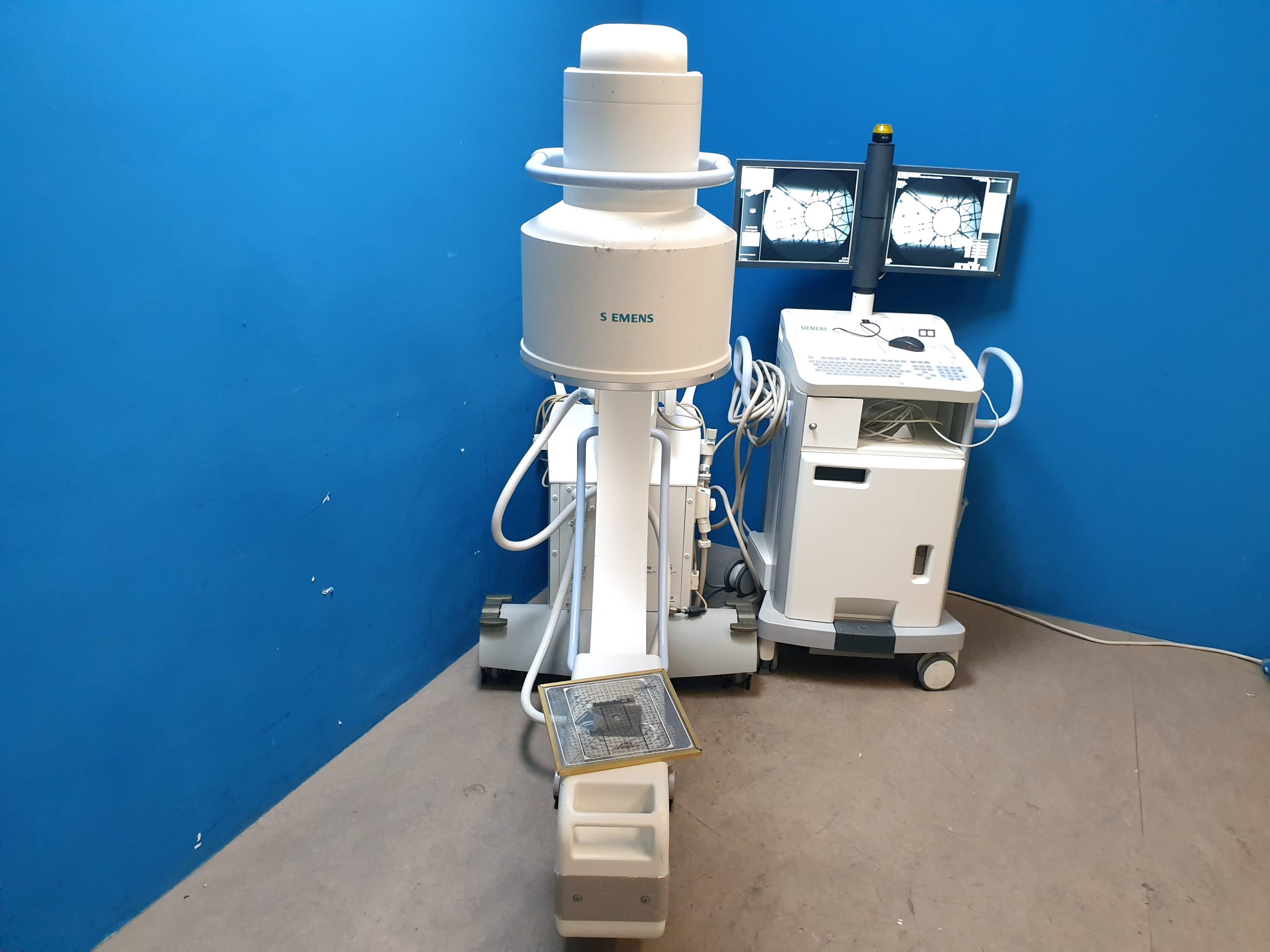Siemens Arcadis Avantic C Arm — image 1 of 8