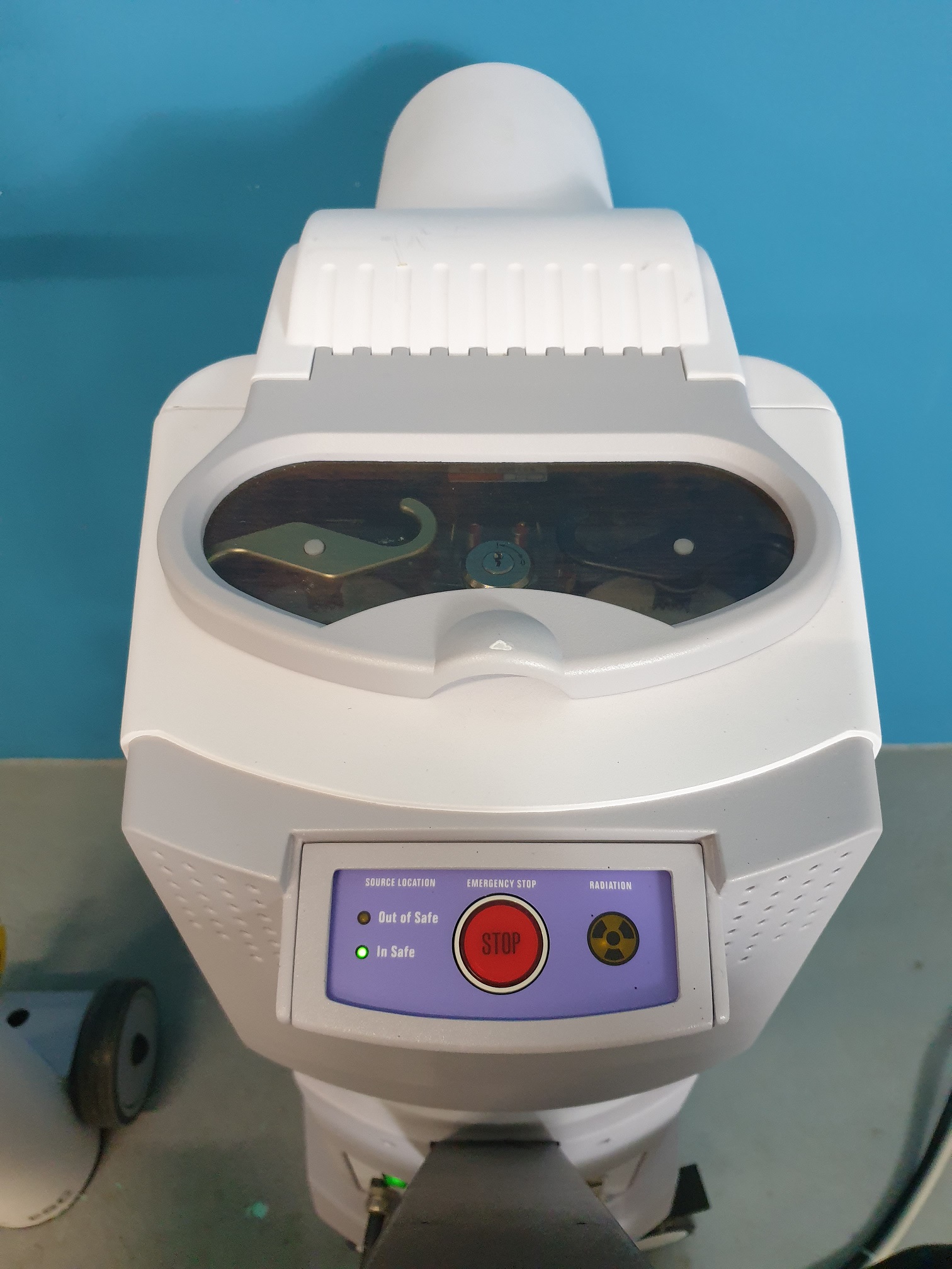 EleKTA Nucletron MicroSelectron HDR Radiotherapy systems + Nucletron ESC 105098 thumbnail 2